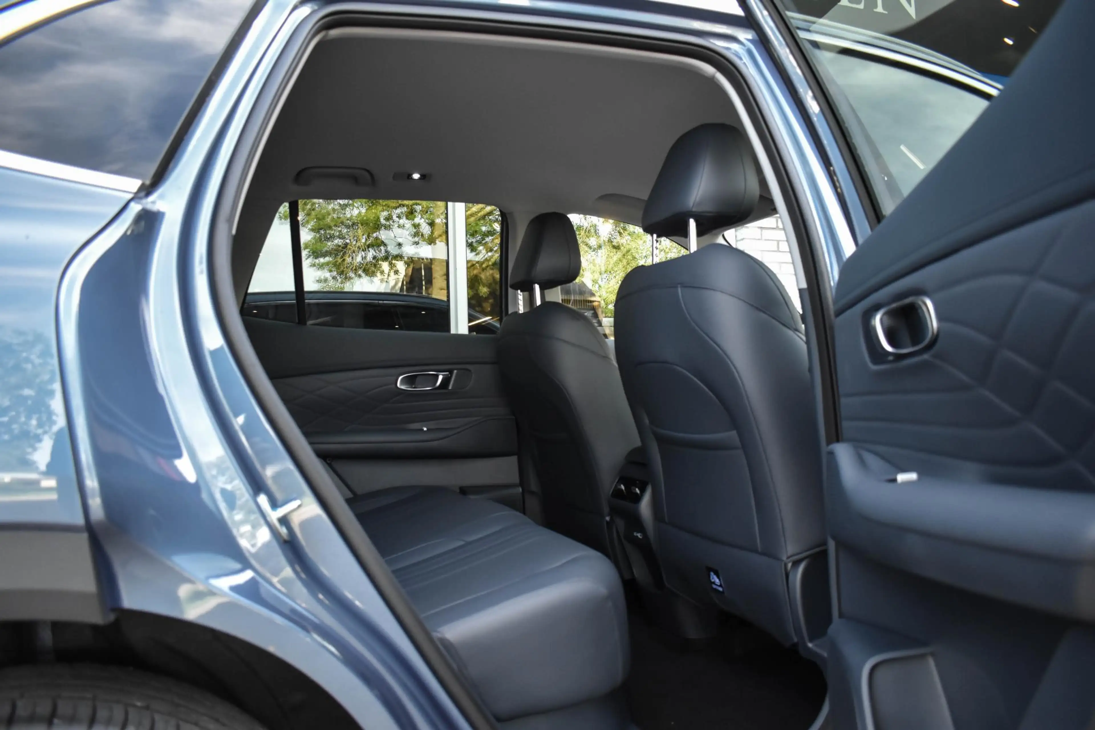 Geely Starray EM-i 1.5 Pro Stoelverwarming 360 Cam Elctr. stoelen — photo 36