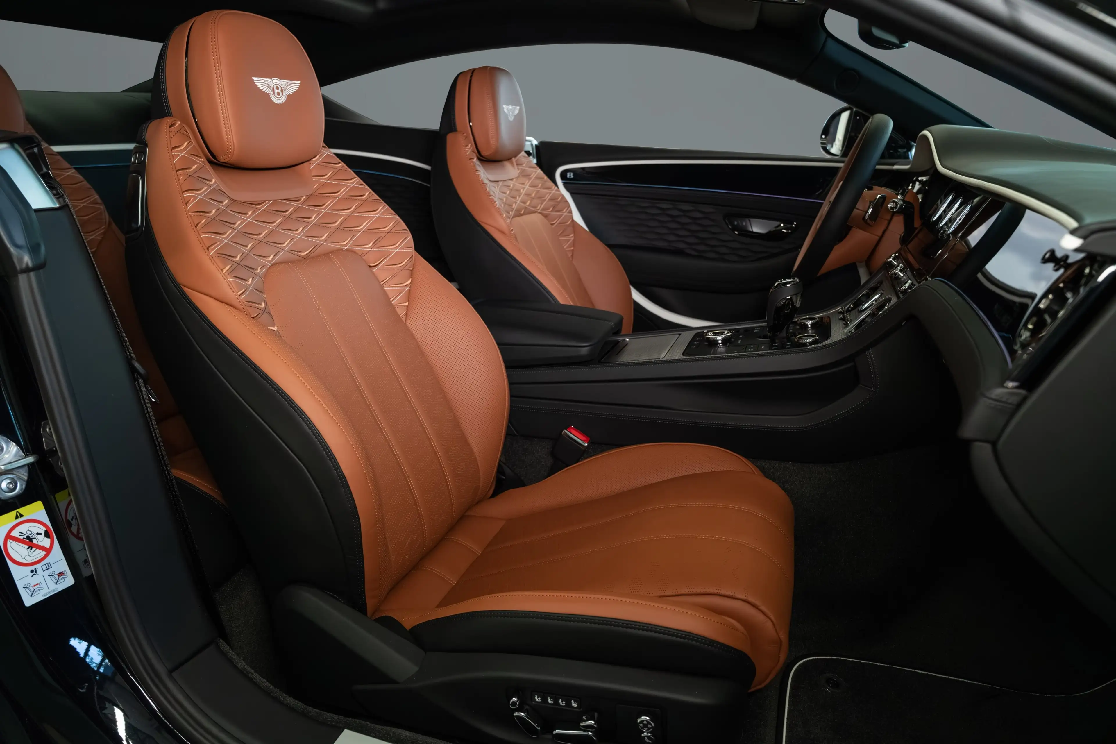 Bentley Continental GT Mulliner  *Pinstripe* — photo 14
