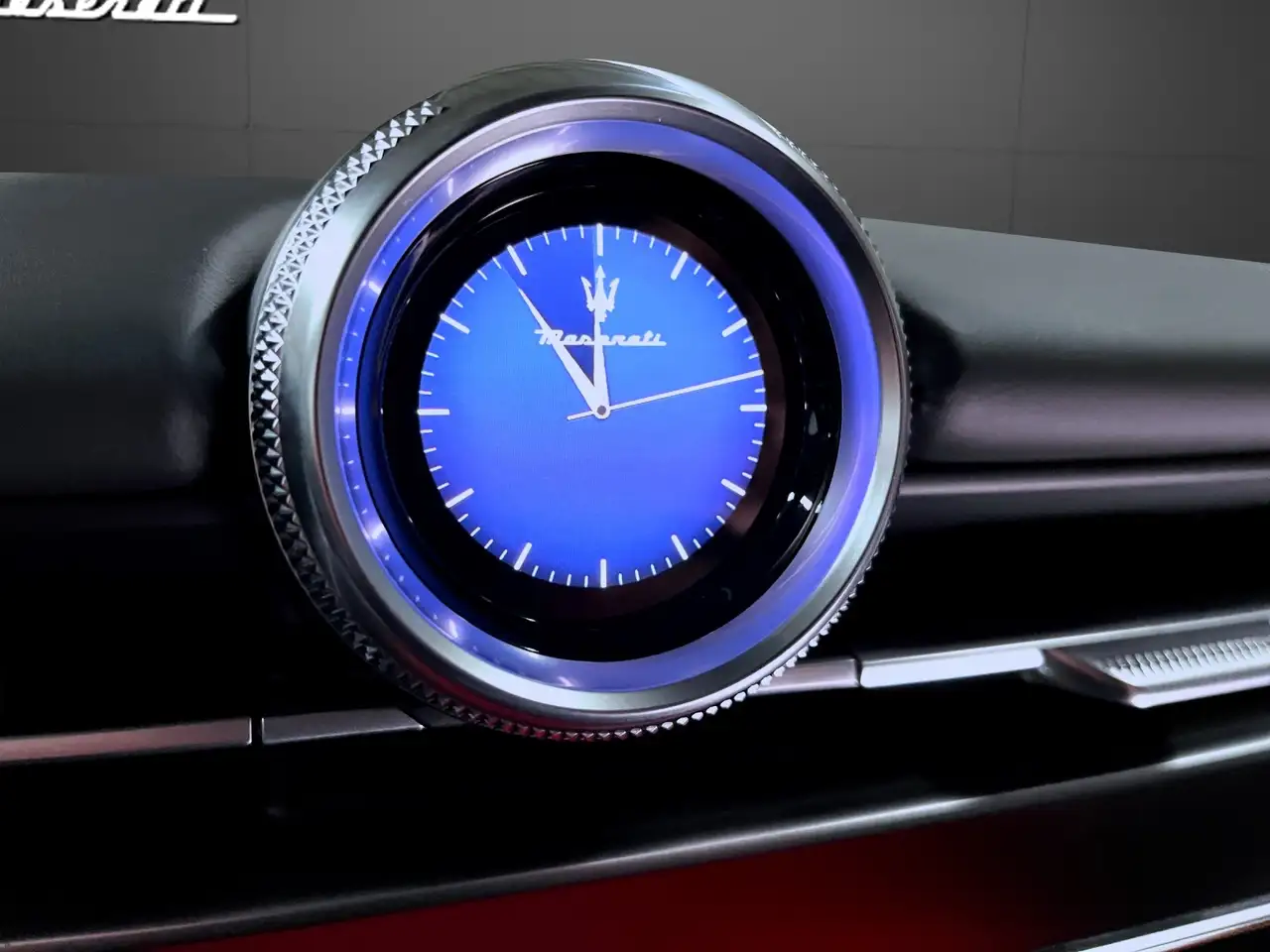 Maserati Grecale 2025 — фото 14