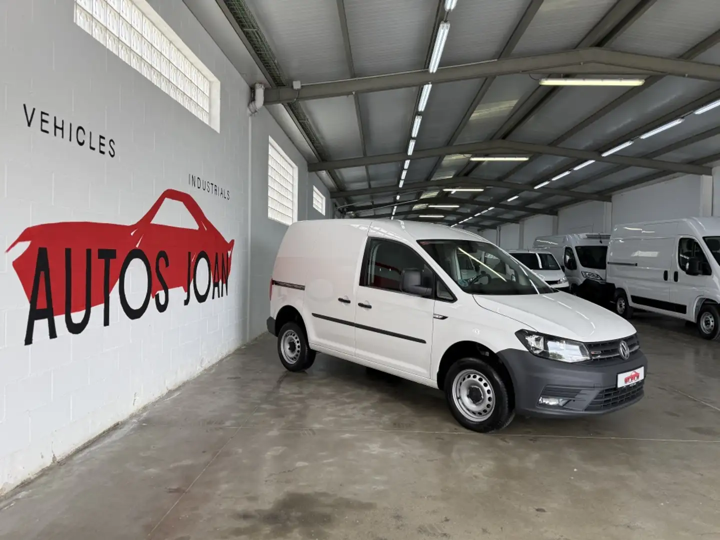 Volkswagen Caddy Furgón 2.0TDI Business 4M 90kW Blanco - 1