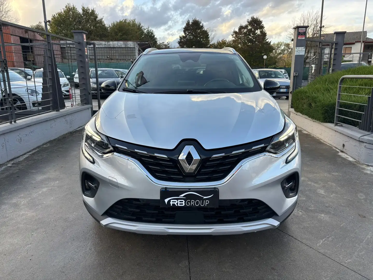 Renault Captur Captur II 2019 1.6 E-Tech phev Intens 160cv a my21 Argento - 2