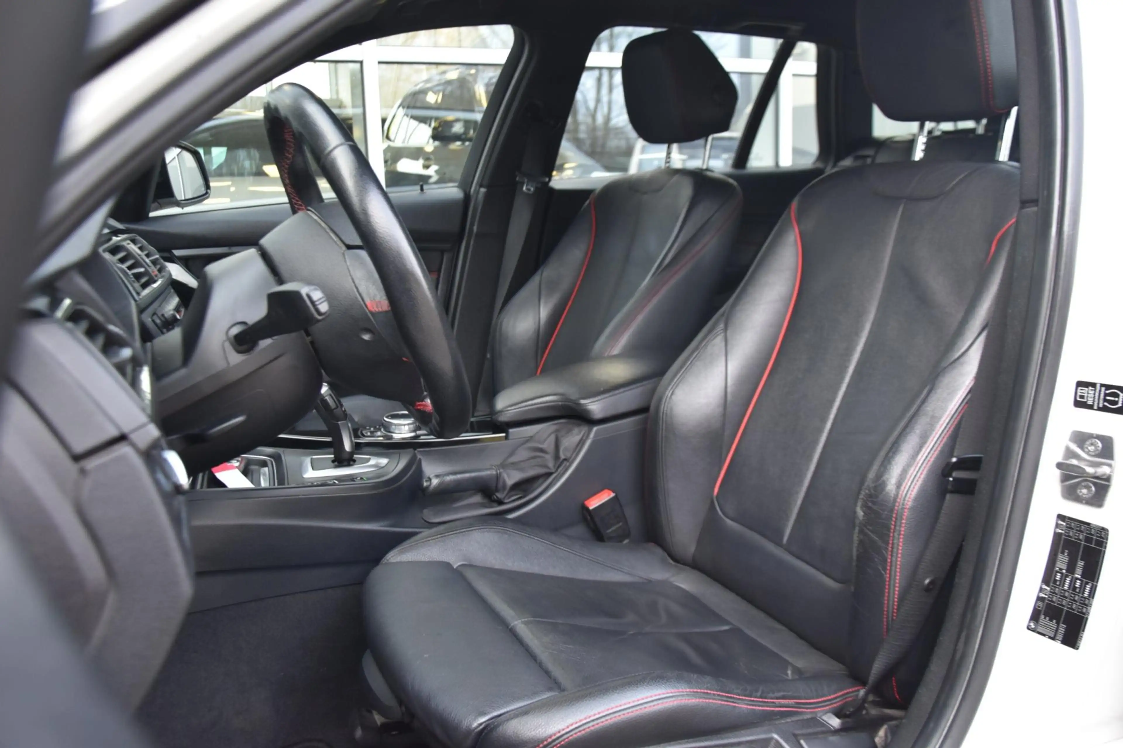 BMW 316 3-serie Touring 316i High Executive Aut. Sport Led — photo 8
