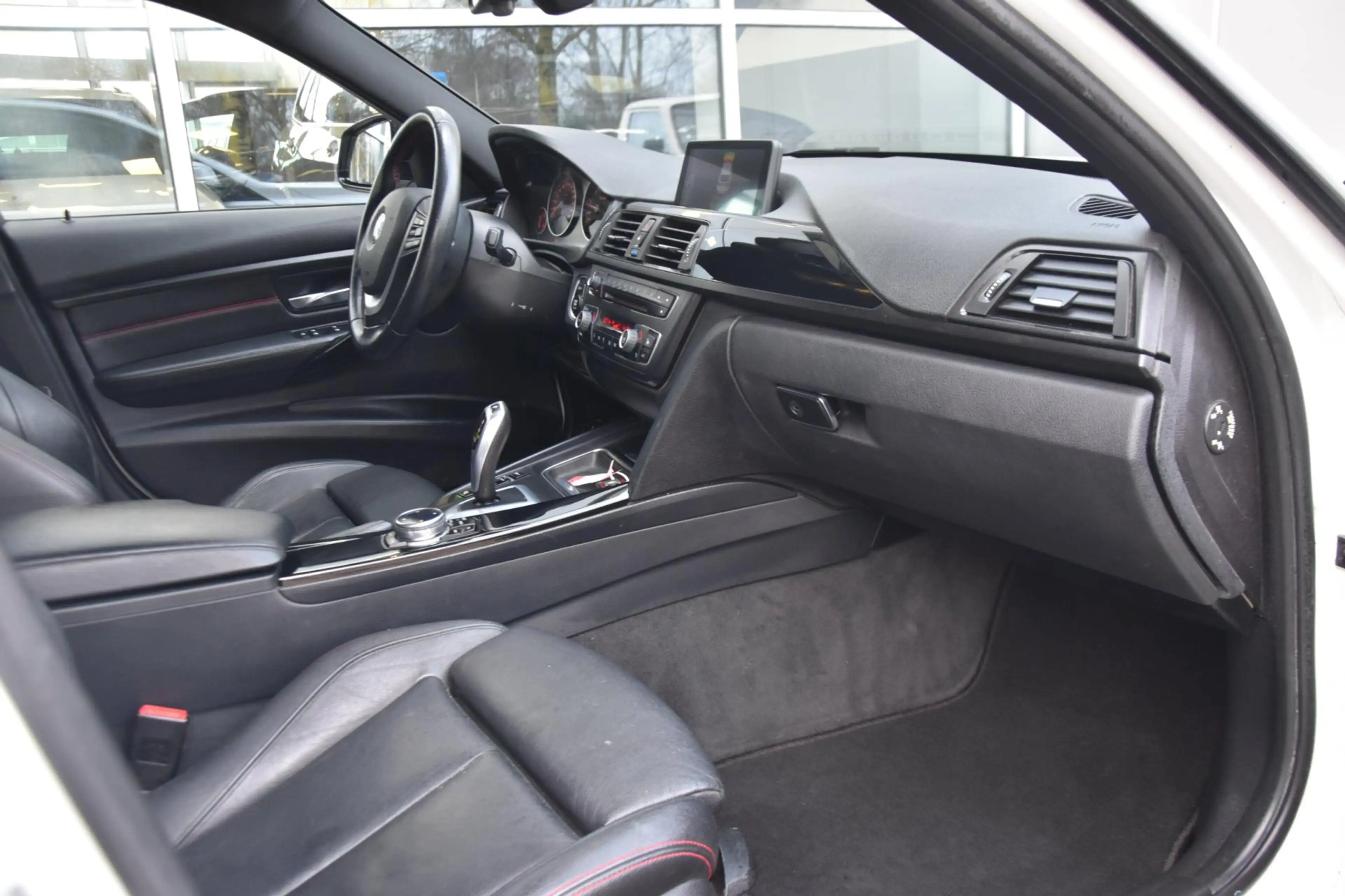 BMW 316 3-serie Touring 316i High Executive Aut. Sport Led — photo 9