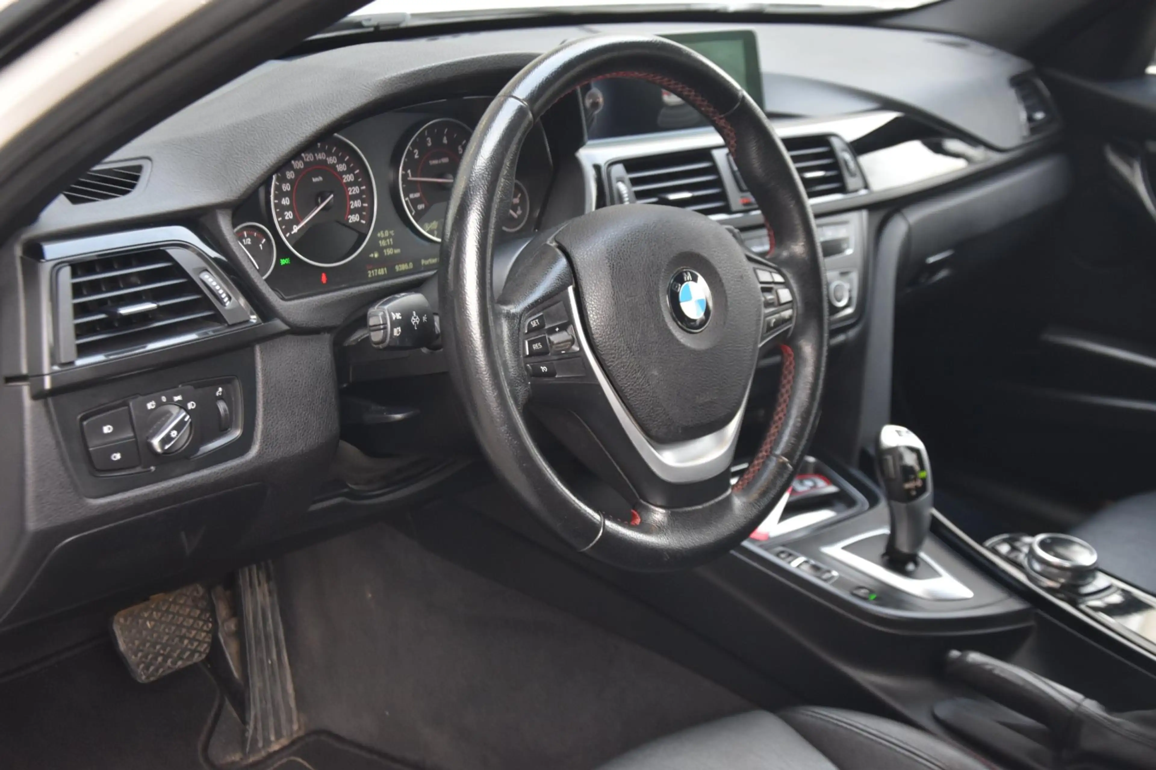BMW 316 3-serie Touring 316i High Executive Aut. Sport Led — photo 15