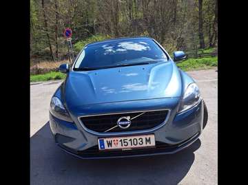 V40 D2