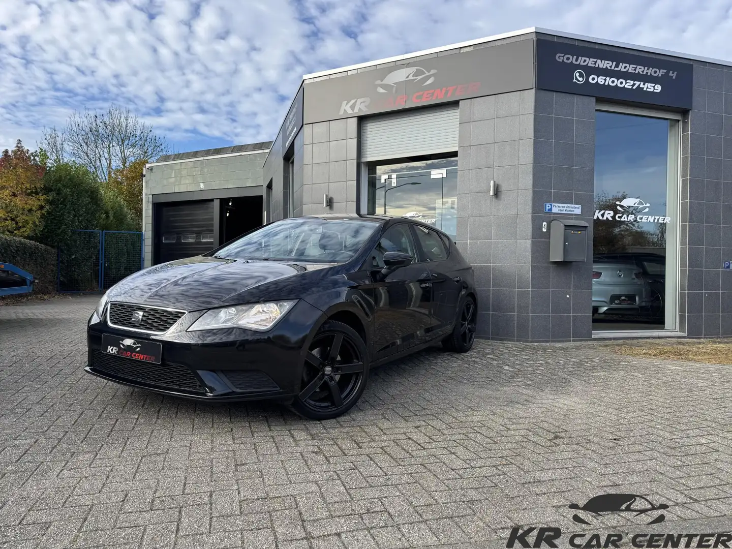 SEAT Leon 1.2 TSI Entry Noir - 1