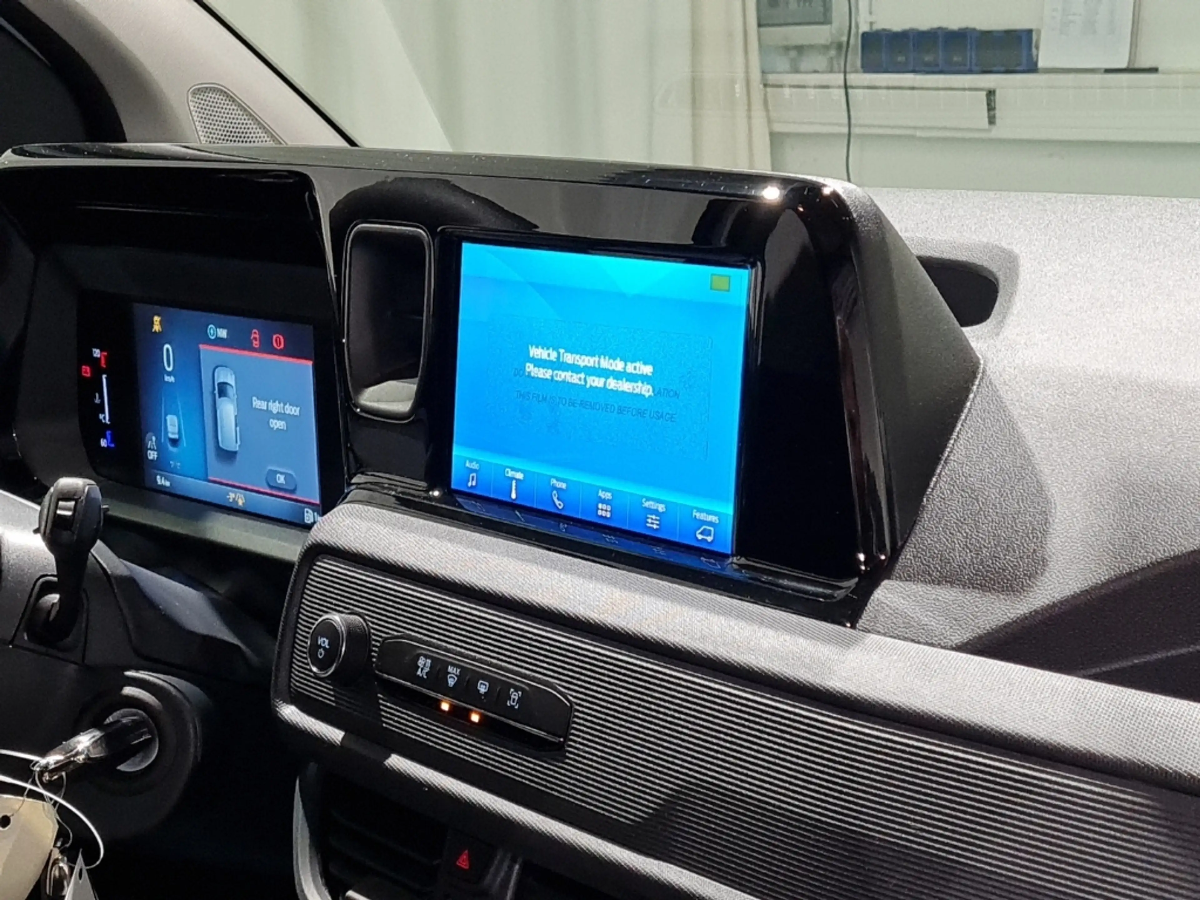 Ford Transit Courier Trend Kasten-Doka EcoBoost "GJR" — photo 7