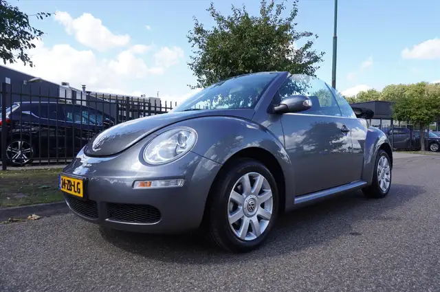 Volkswagen New Beetle 1.6 CABRIOLET 75KW Highline Airco Elect Kap NL-Aut