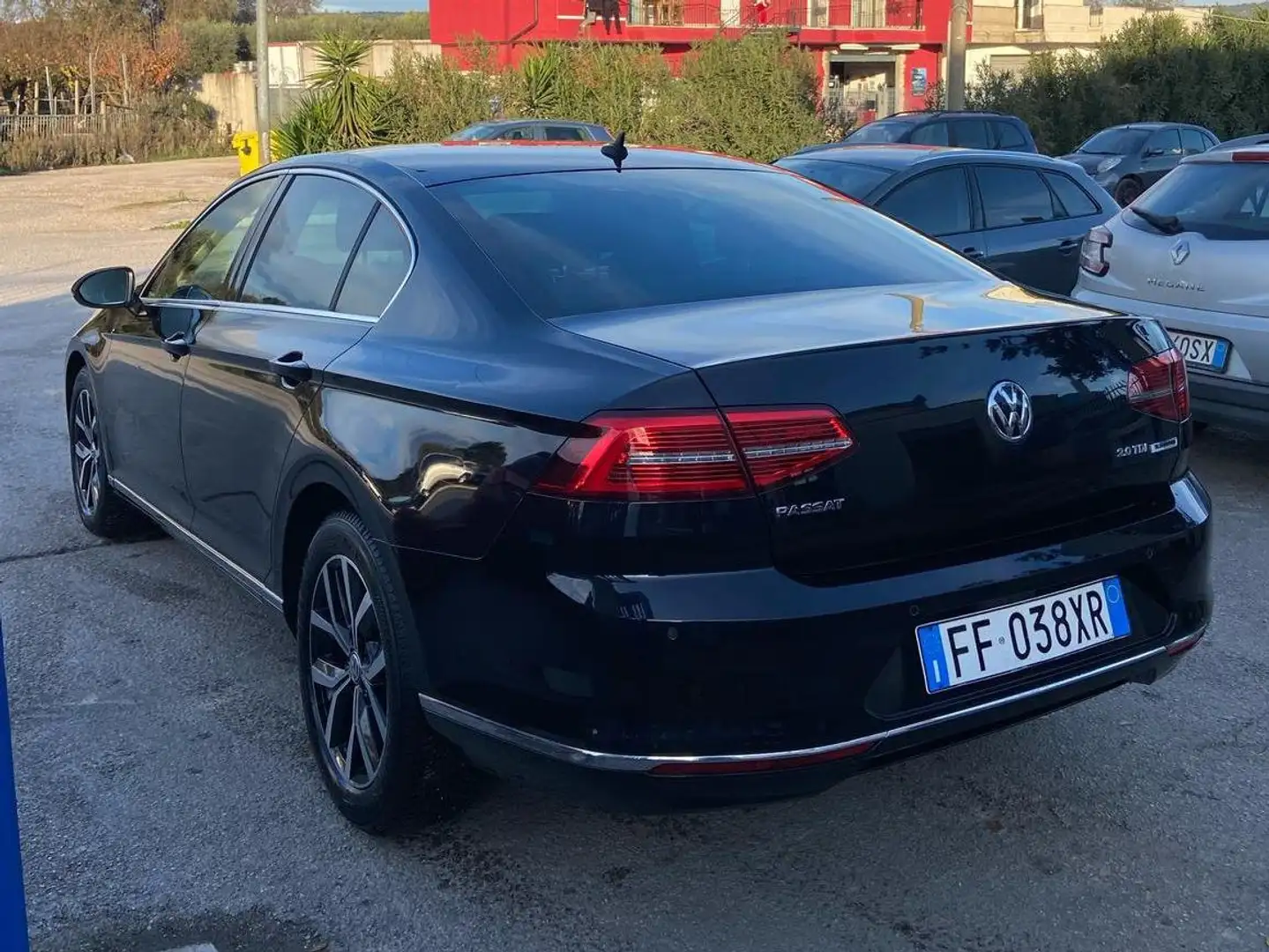 Volkswagen Passat VOLKSWAGEN Passat 2.0 TDI 150 CV BMT Executive Nero - 2