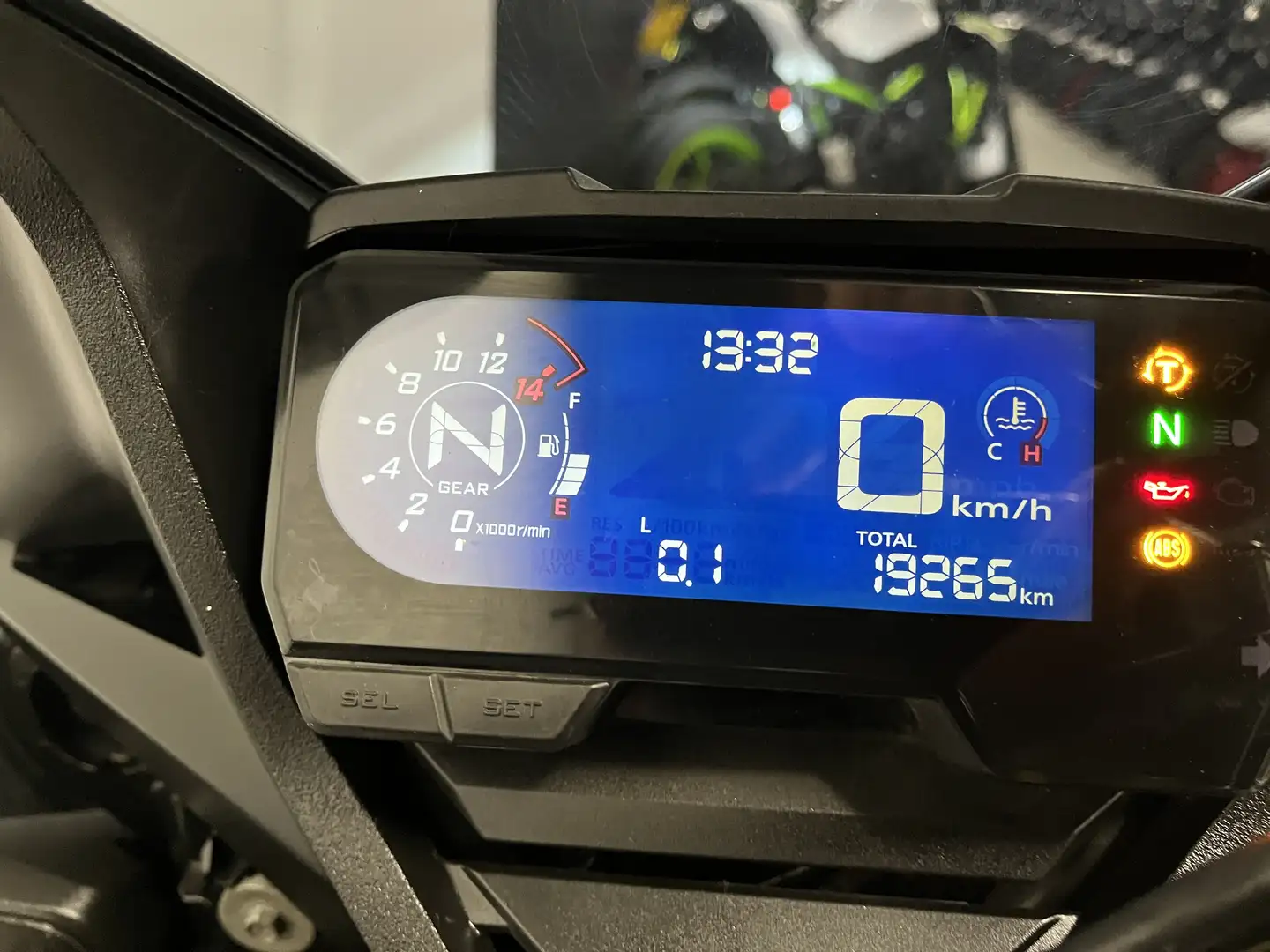 Honda CBR 650 R Negro - 2