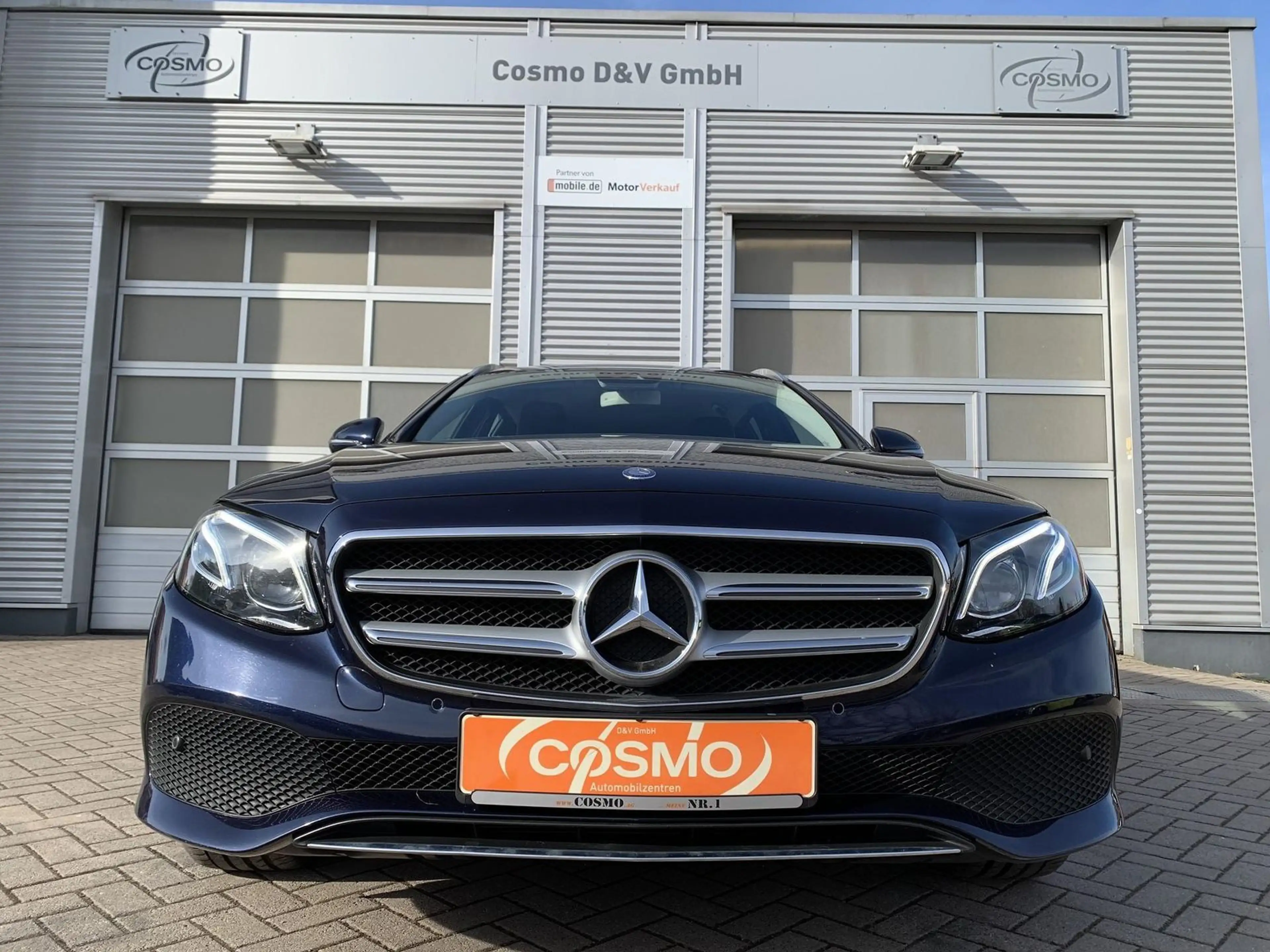 Mercedes-Benz E 350 E350 d T-Modell Avantg. AHK+RFK+NAV+MBEAM+MEMORY — photo 2