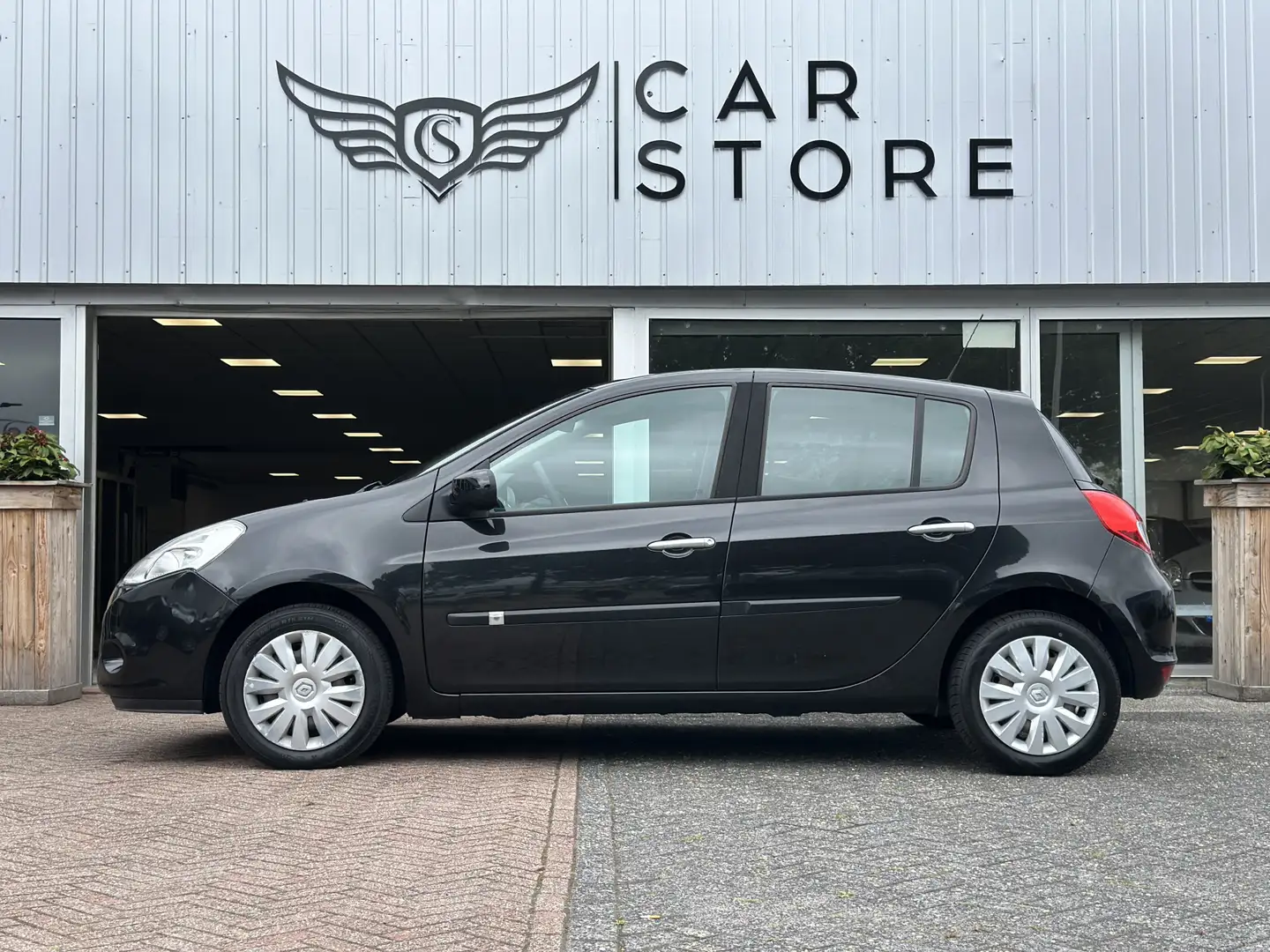 Renault Clio 1.2 Sélection Business |AIRCO|NAV|CRUISE|ISOFIX| Noir - 2