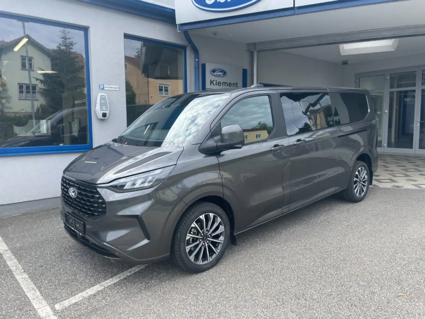 Ford Transit Custom Tourneo Custom Titanium X L2H1 2.0 Ecoblue Grau - 1