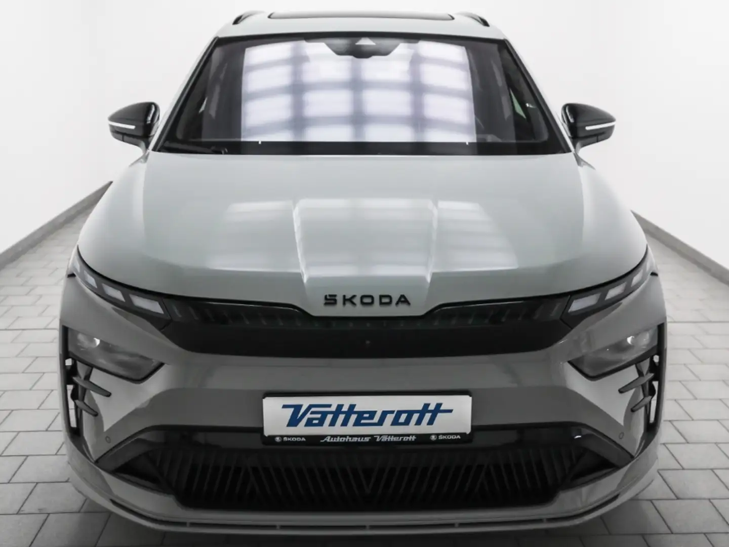 Skoda Enyaq RS Lounge AHK Pano Navi Kamera Grau - 2