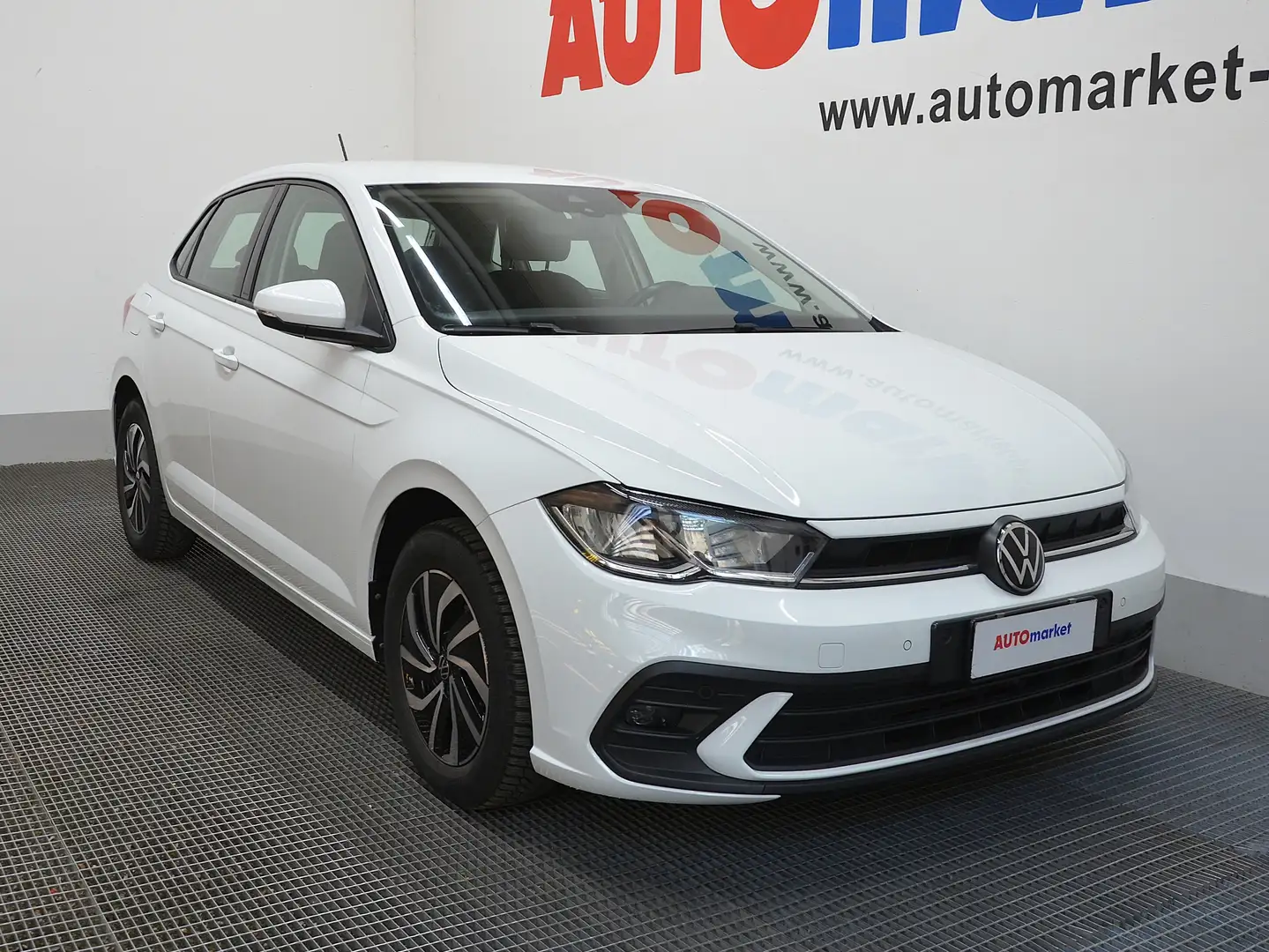 Volkswagen Polo 1.0 TSI LIFE Blanc - 2