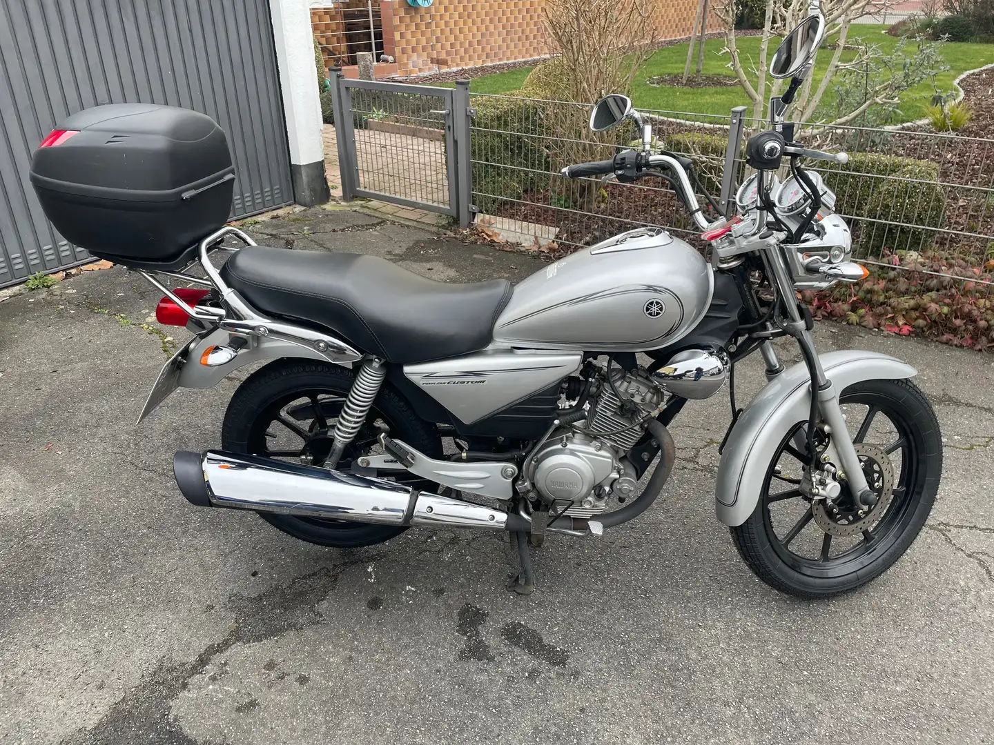 Yamaha YBR 125 Yamaha YBR 125 mit TÜV Zilver - 2