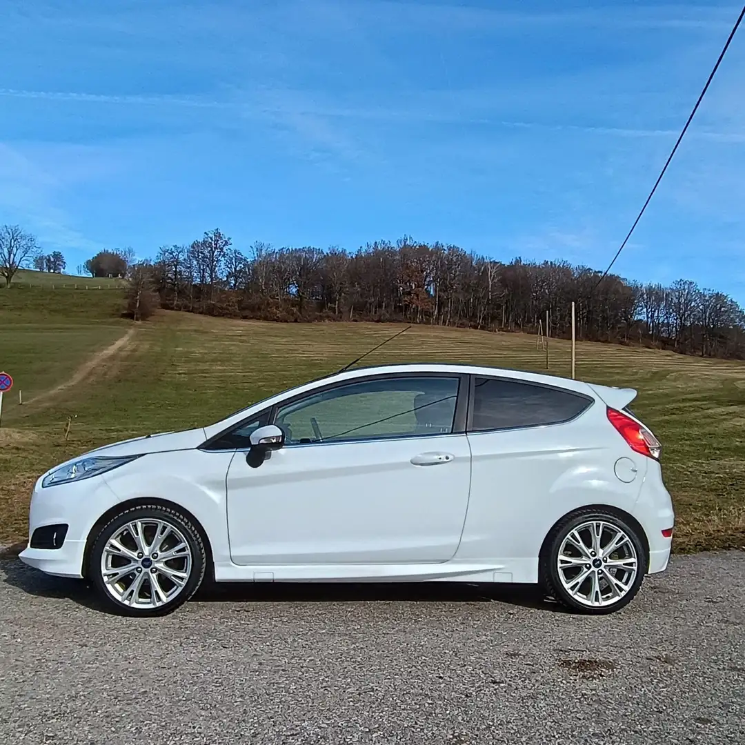 Ford Fiesta 1.0 EcoBoost Start-Stop ST-Line - 2