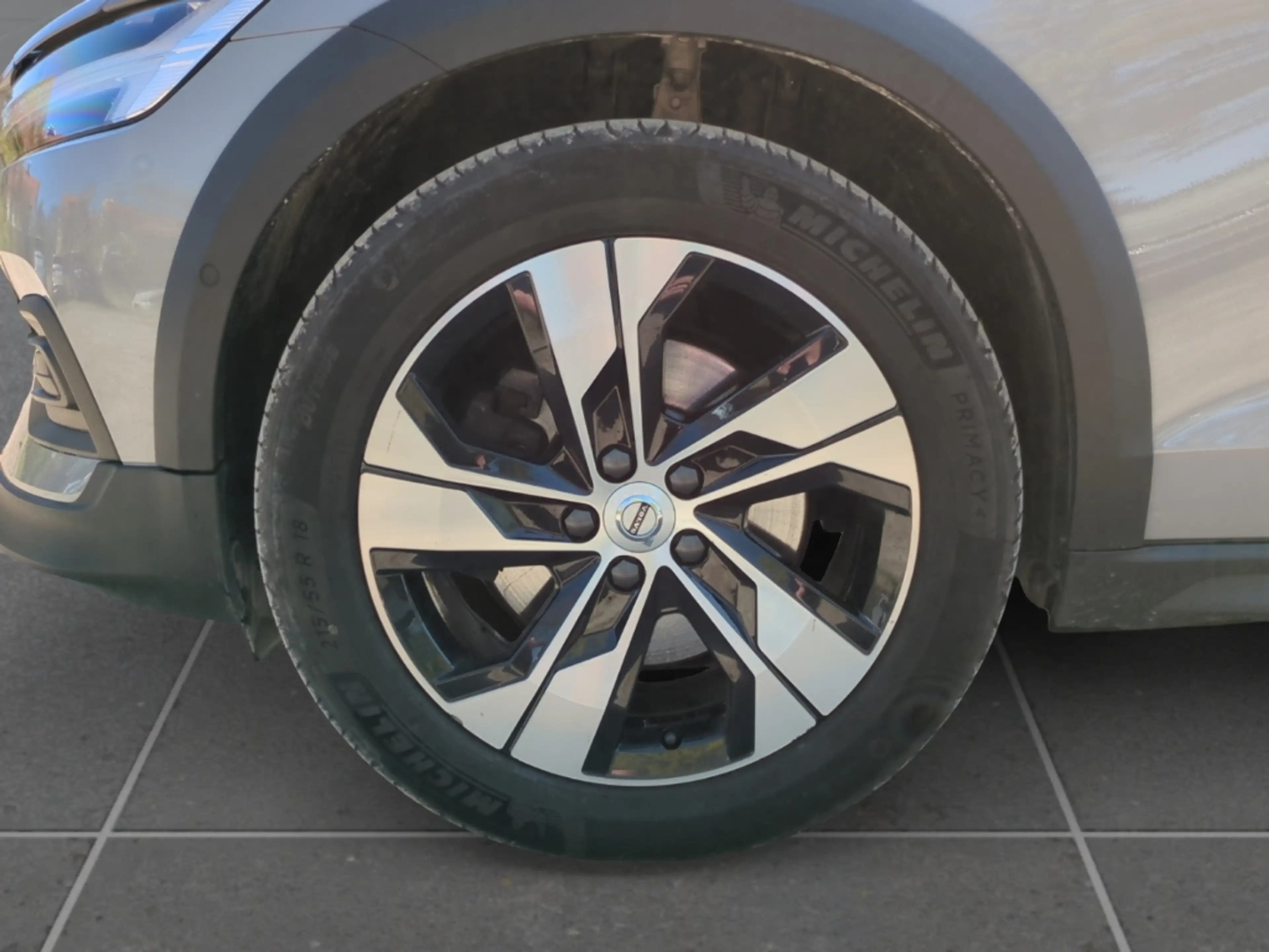 Volvo V60 Cross Country Cross Country Plus AWD StandHZG AHK Digitales Cock — photo 9