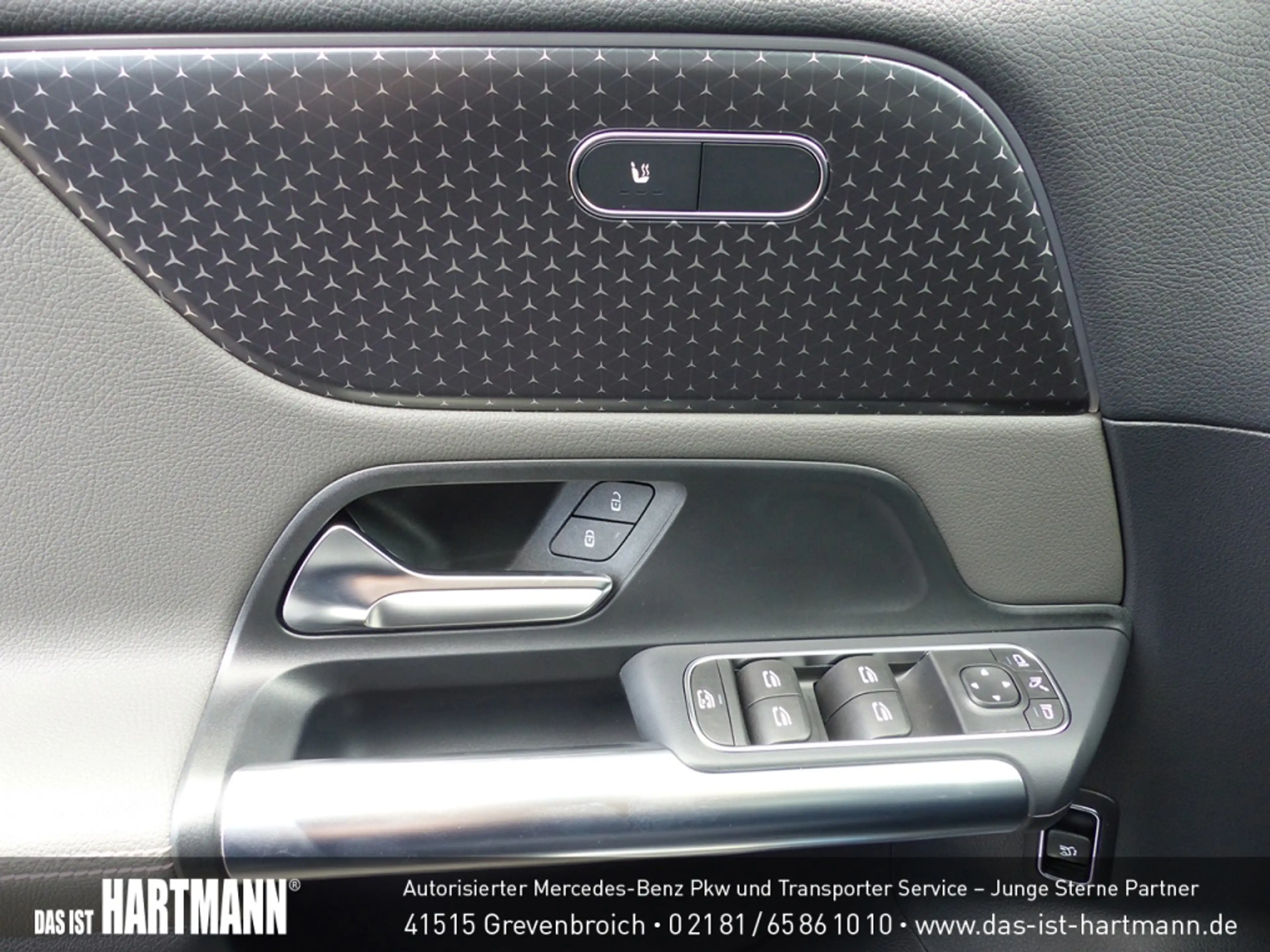 Mercedes-Benz EQA 250 + 250+ //AMG-20"+ELECTRIC-ART+NIGHT+R-KAM — photo 11