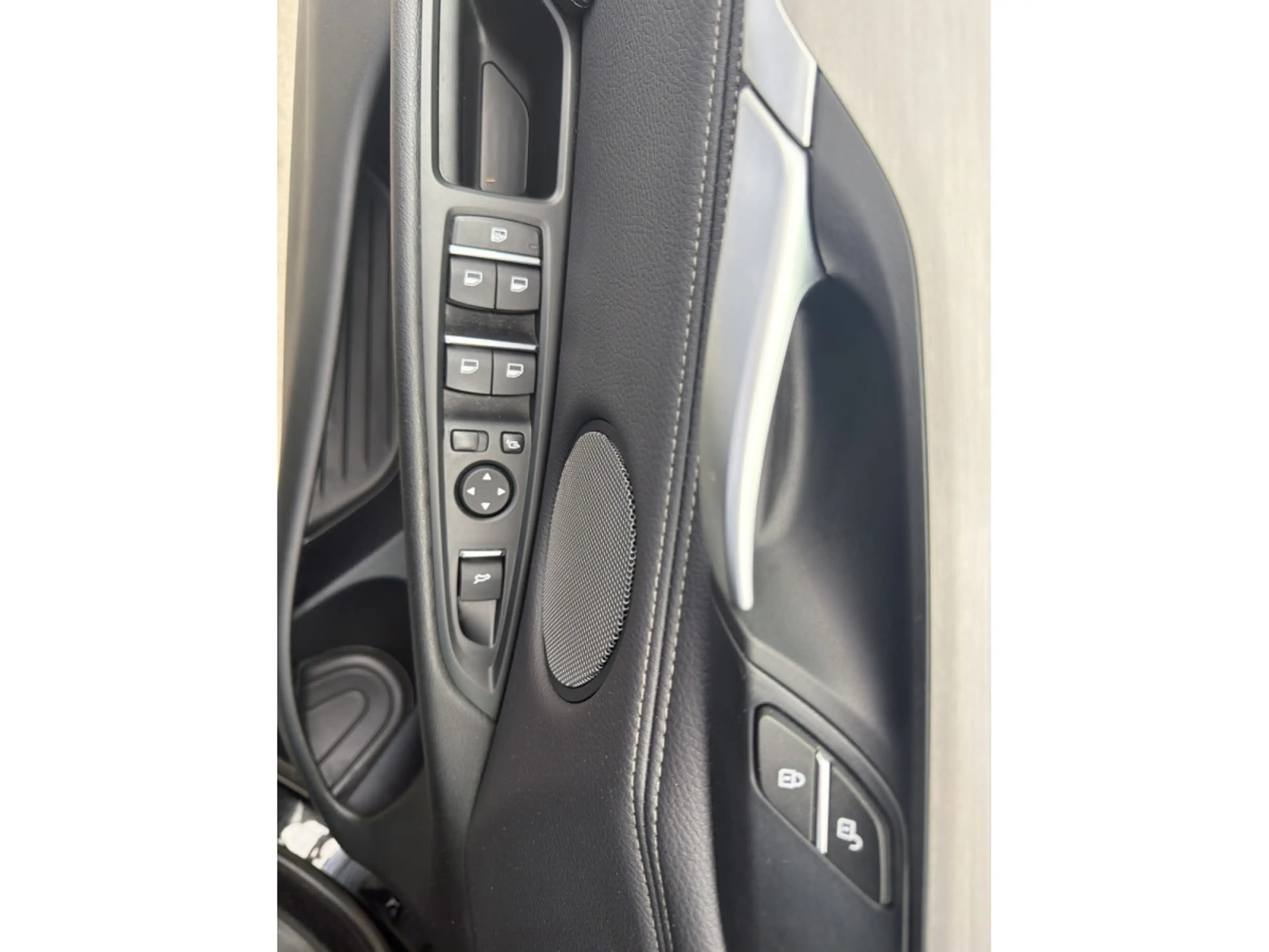 BMW X6 3.0 DA 258CV PACK M XDRIVE — photo 15