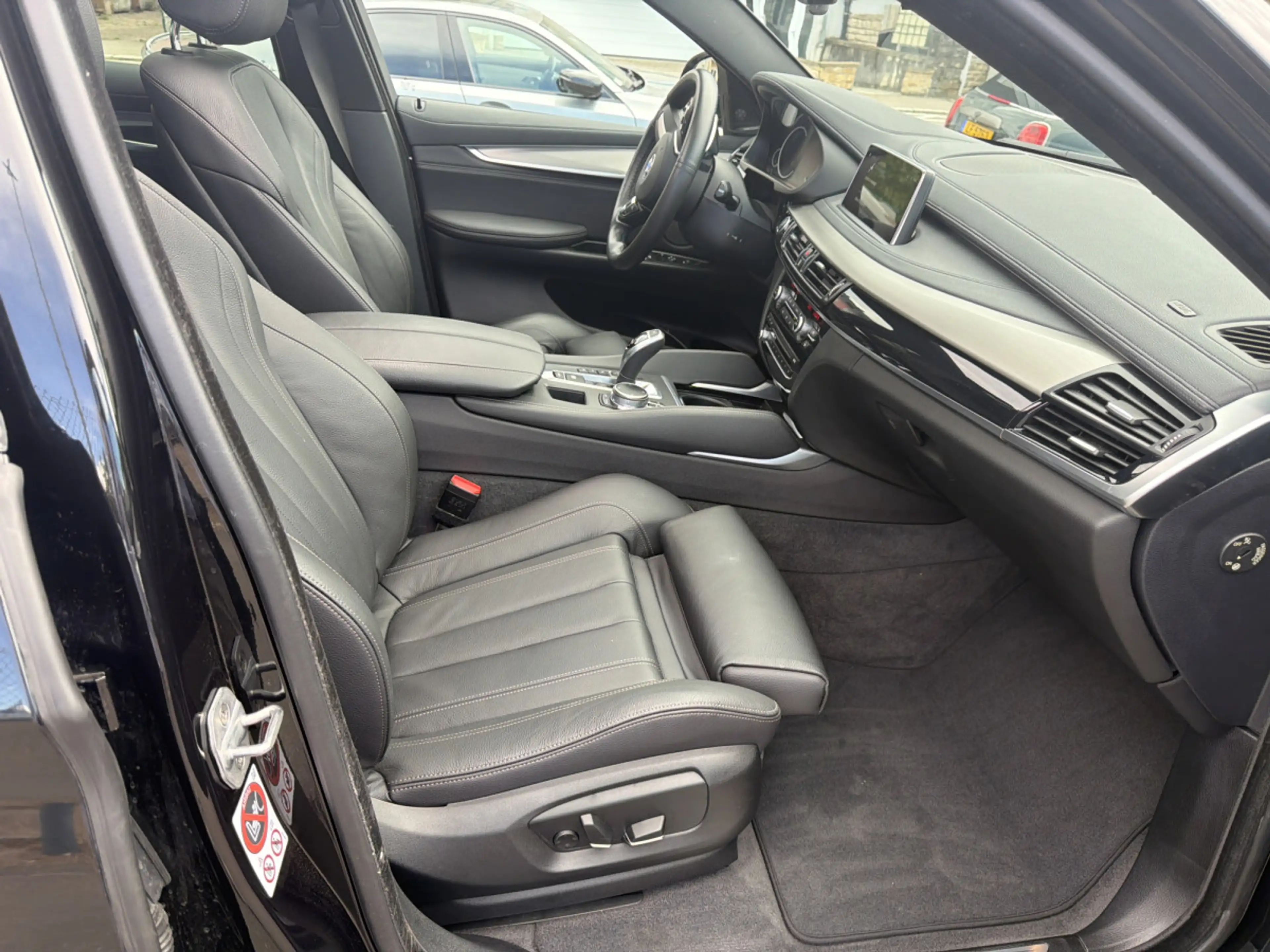 BMW X6 3.0 DA 258CV PACK M XDRIVE — photo 11
