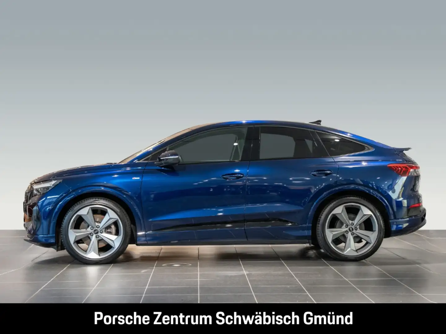 Audi Q4 e-tron e-tron Sportback 50 quattro basis Blau - 2