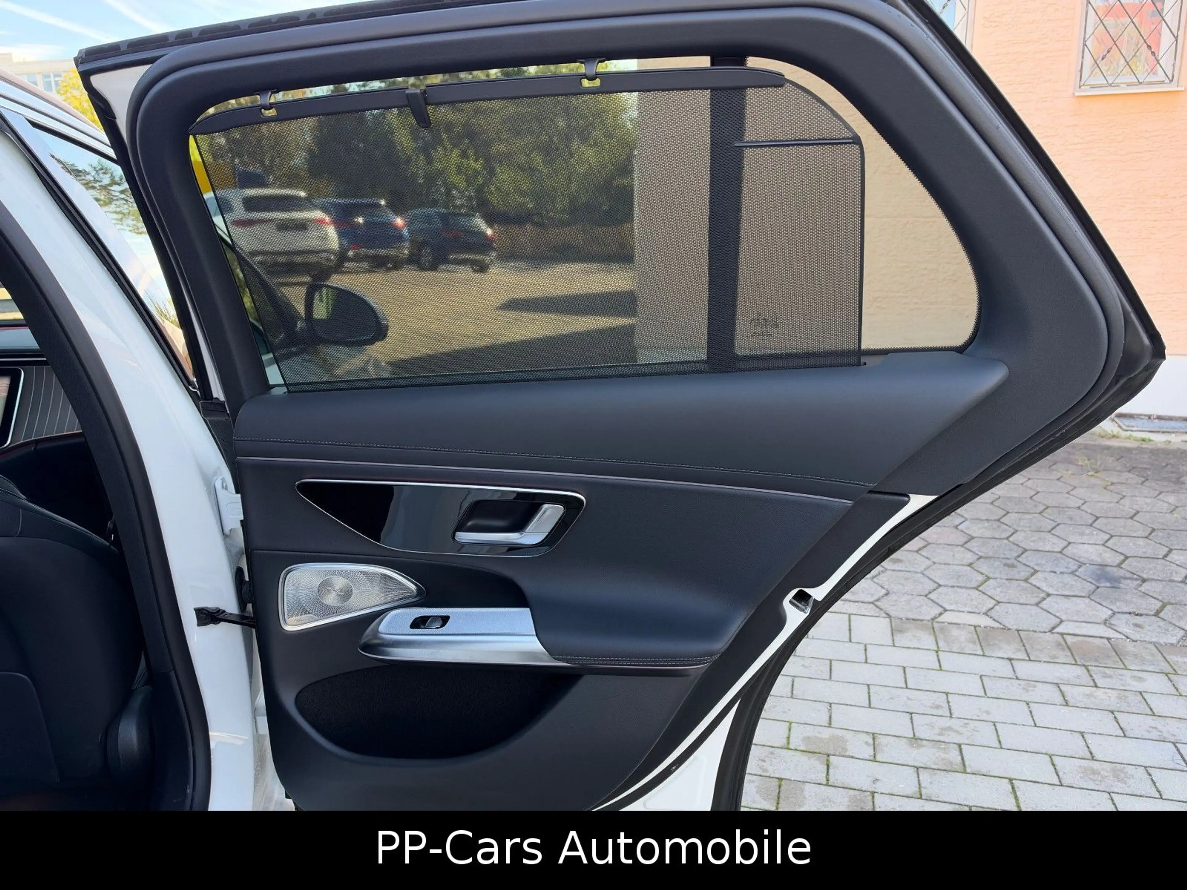 Mercedes-Benz E 220 dT EXCLUSIVE Premium*Standheizung*AHK*Leder — photo 13