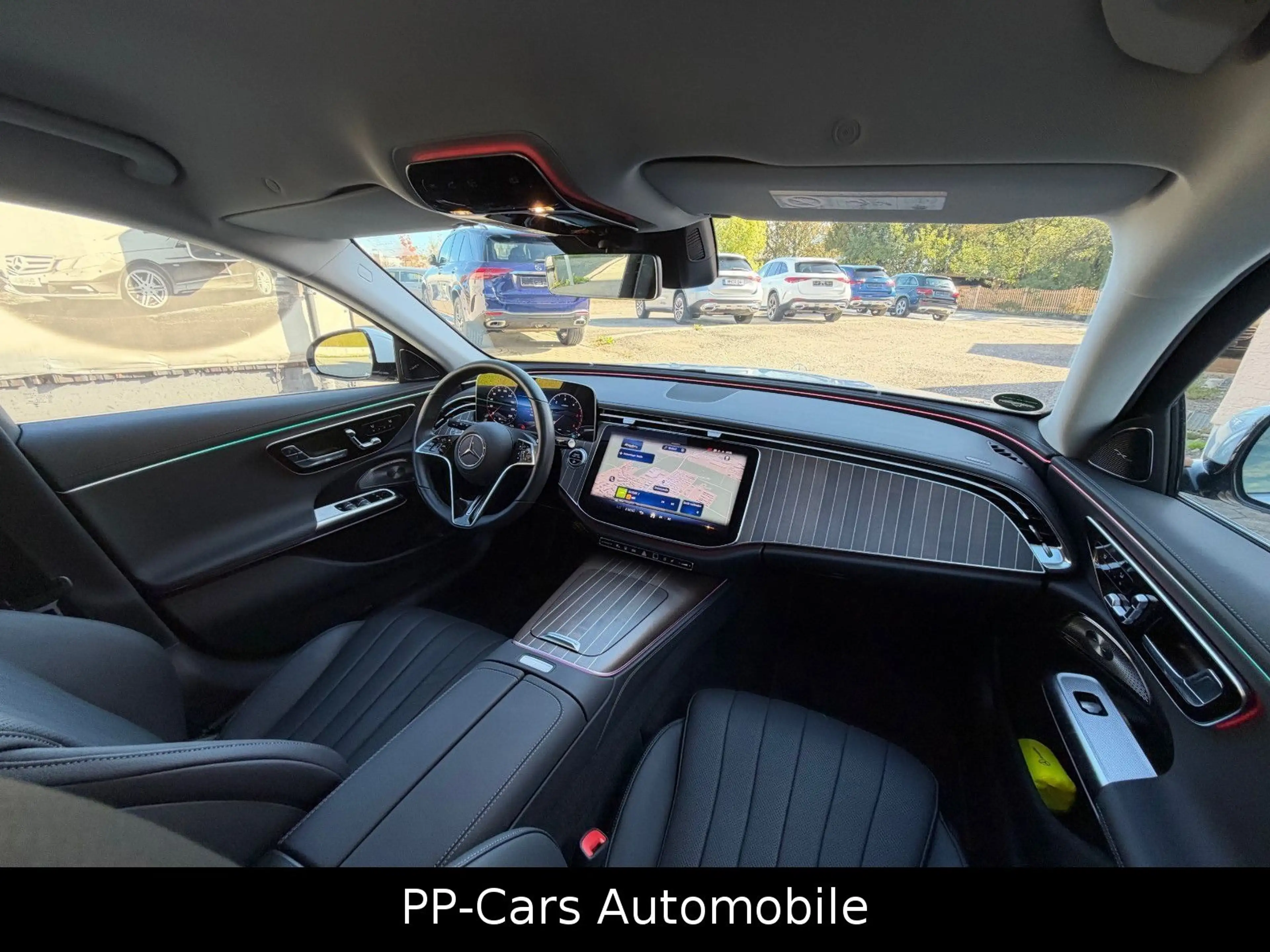 Mercedes-Benz E 220 dT EXCLUSIVE Premium*Standheizung*AHK*Leder — photo 2