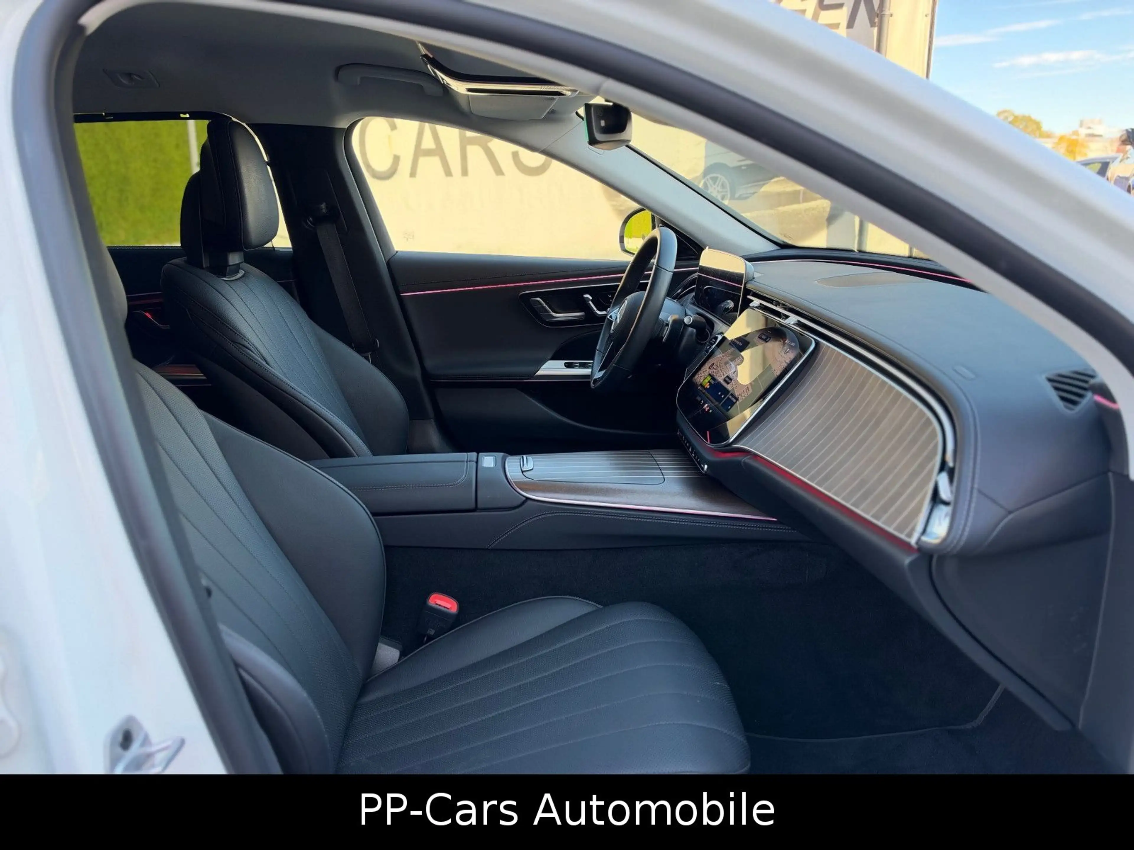 Mercedes-Benz E 220 dT EXCLUSIVE Premium*Standheizung*AHK*Leder — photo 10