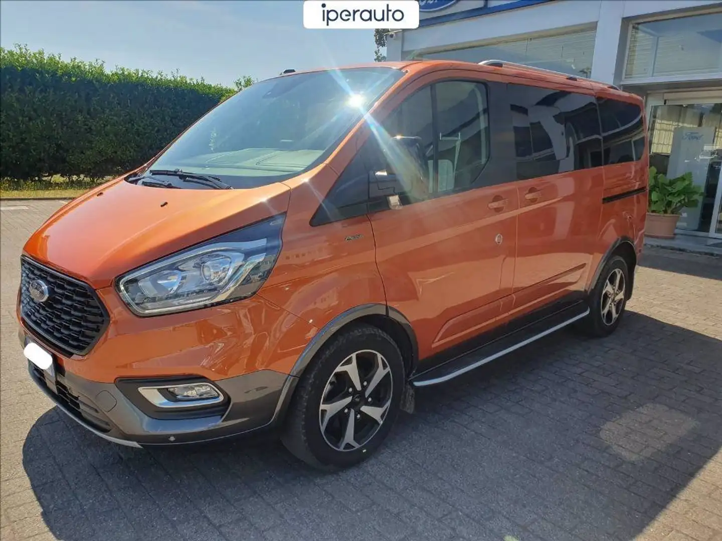 Ford Tourneo Custom 320 2.0 tdci mhev 185cv active l1h1 e6.2 Orange - 1