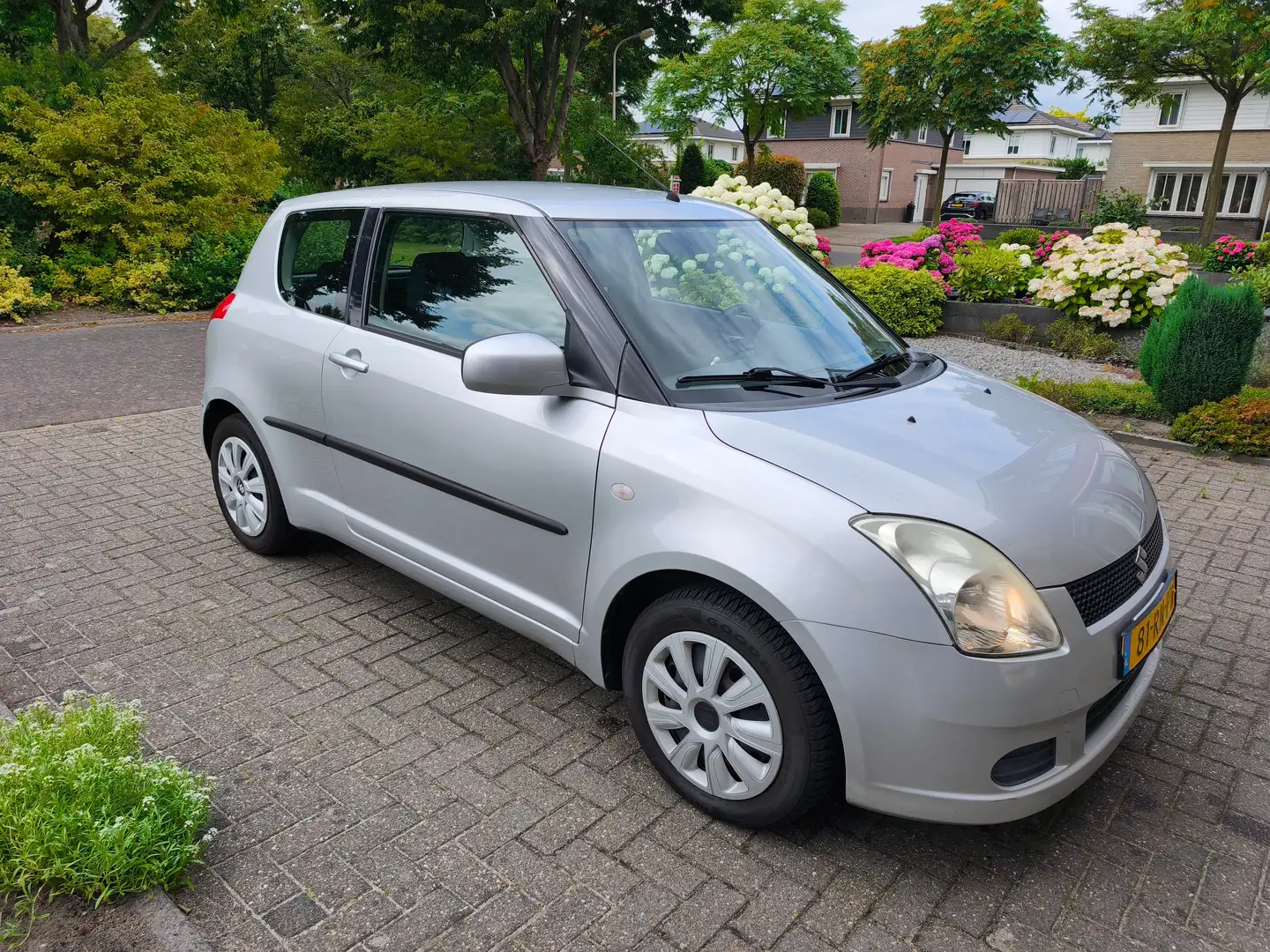 Suzuki Swift Swift 1.3 GLS Gris - 2