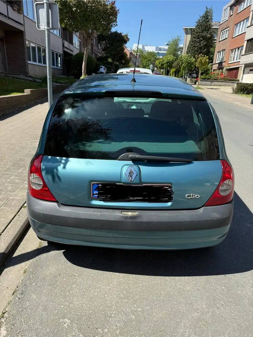 Renault Clio 1.2 16v vendue sans controle technique - 2