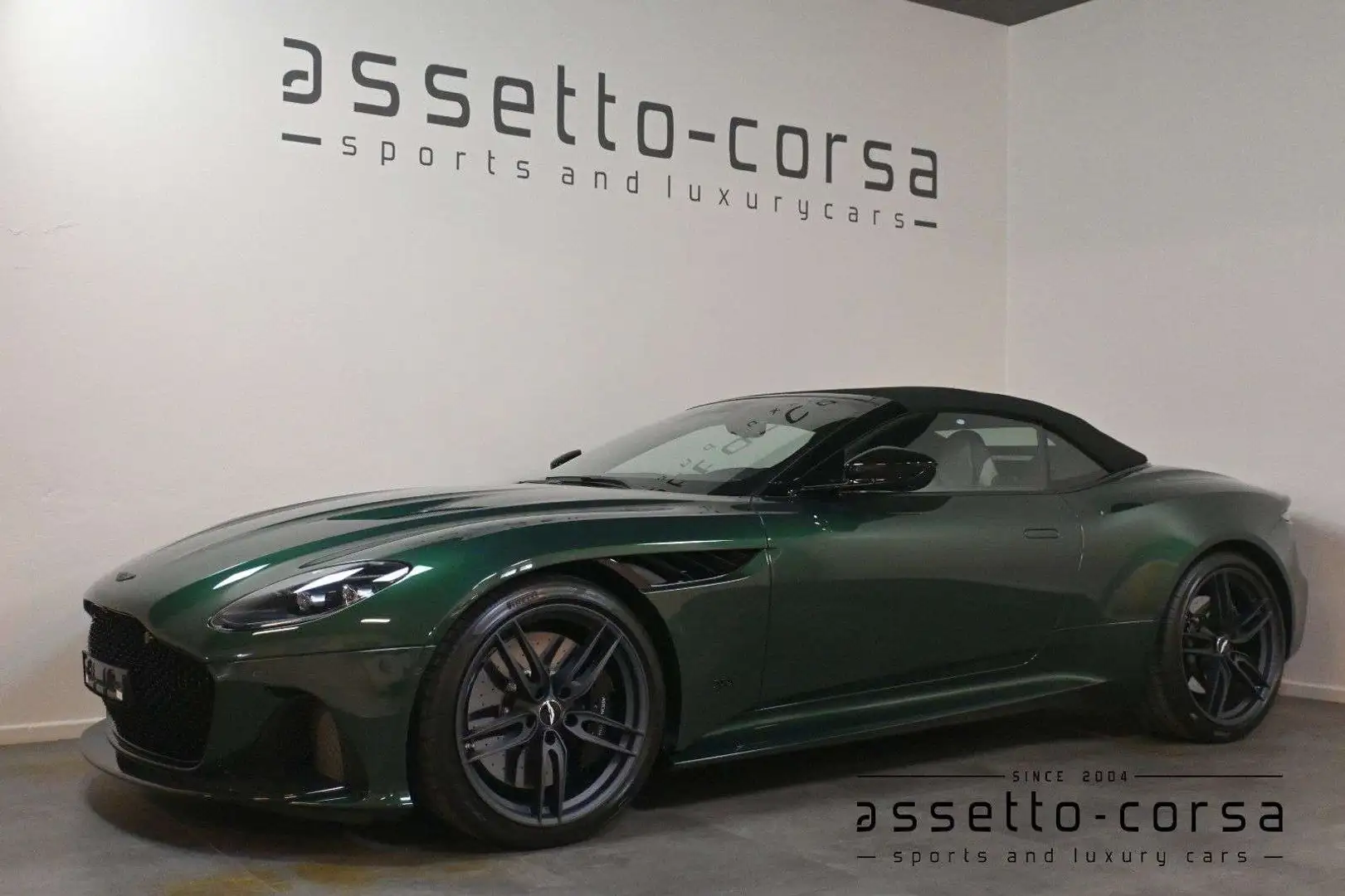 Aston Martin DBS Volante Superleggera*B\u0026O*Titanium\1.Hand Зелений - 1