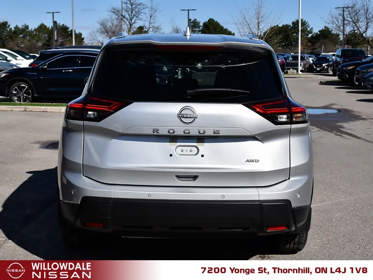 Nissan Rogue снимка Nissan Rogue