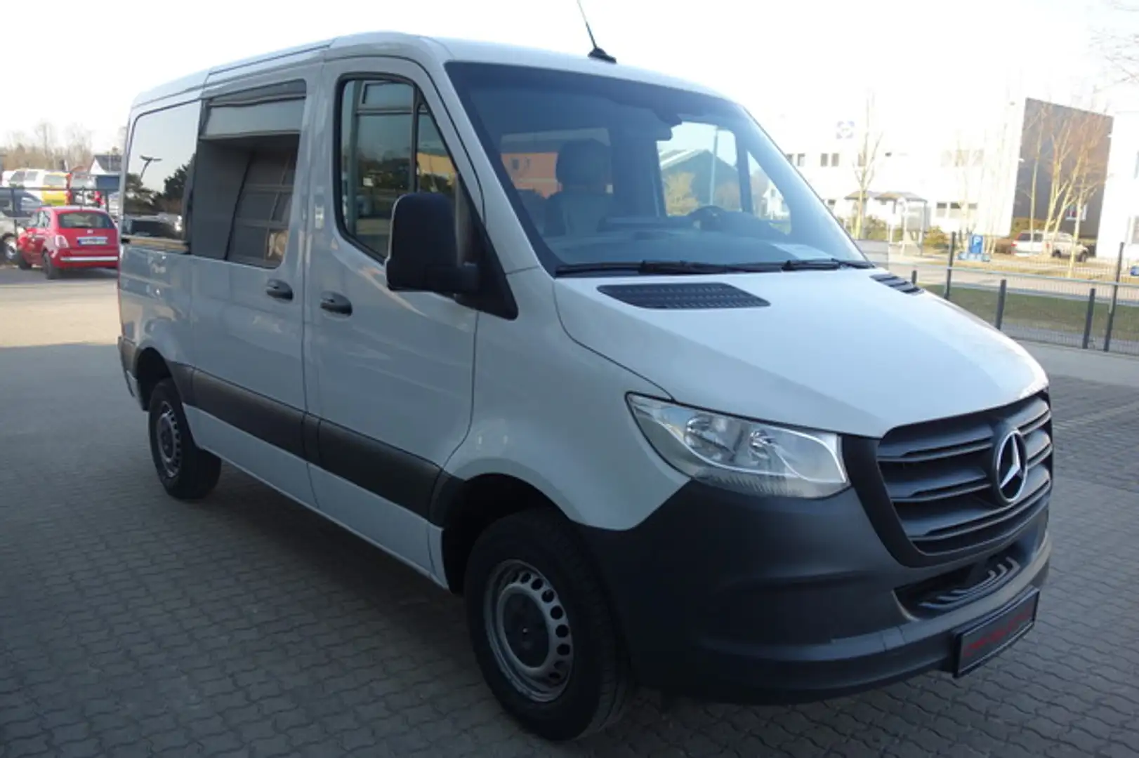 Mercedes-Benz Sprinter 211 CDI Tourer L1H1 KLIMA/STDHZG/LEDER Weiß - 2