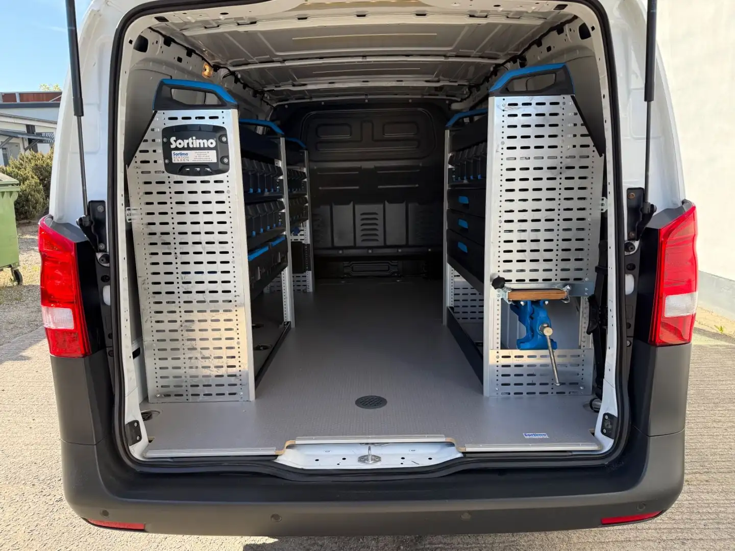 Mercedes-Benz Vito Kasten 114 CDI PRO RWD lang, AUTOM,SORTIMO White - 2