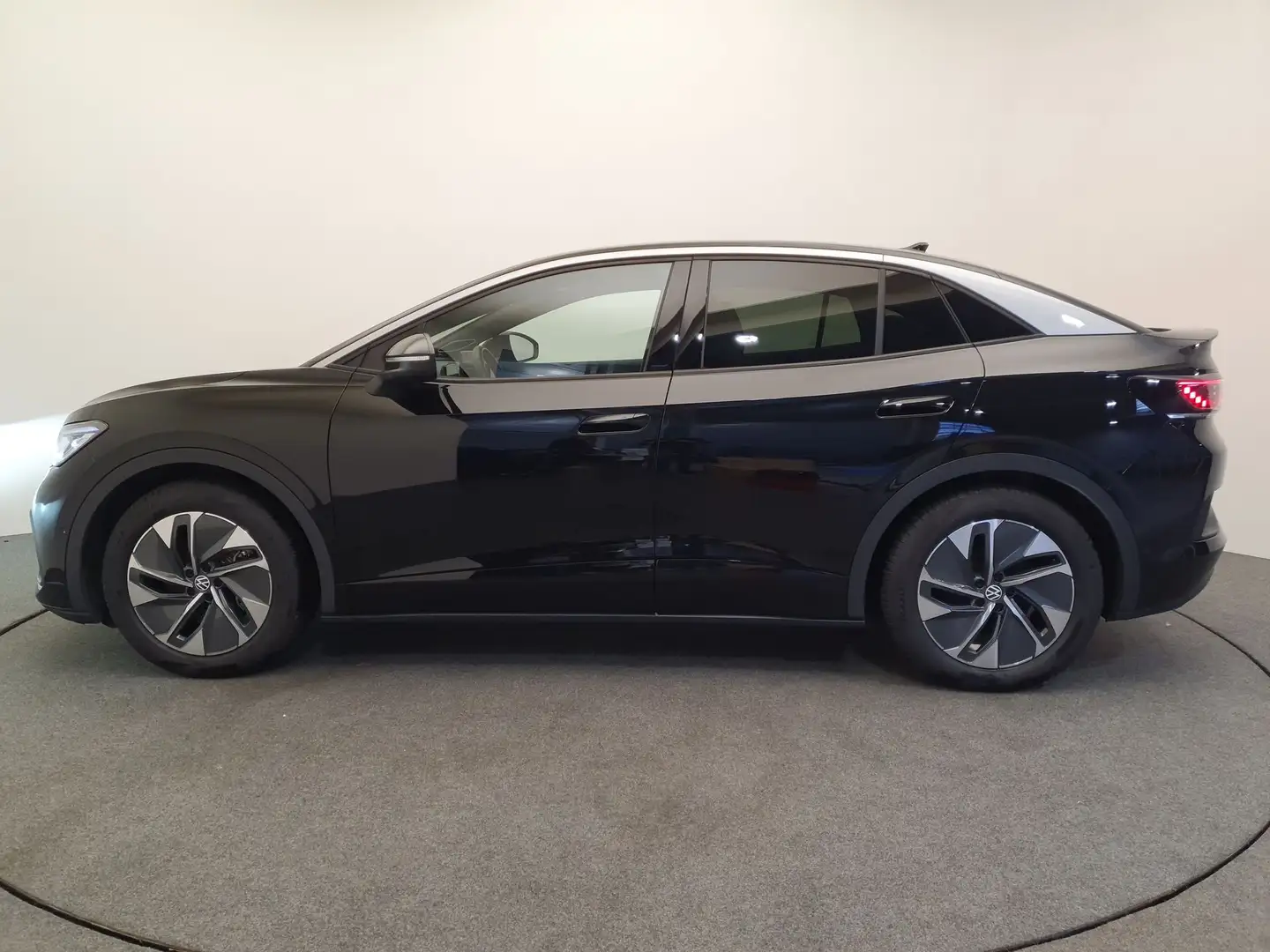 Volkswagen ID.5 Pro Business 77 kWh Panoramadak, Topsport stoelen Schwarz - 2