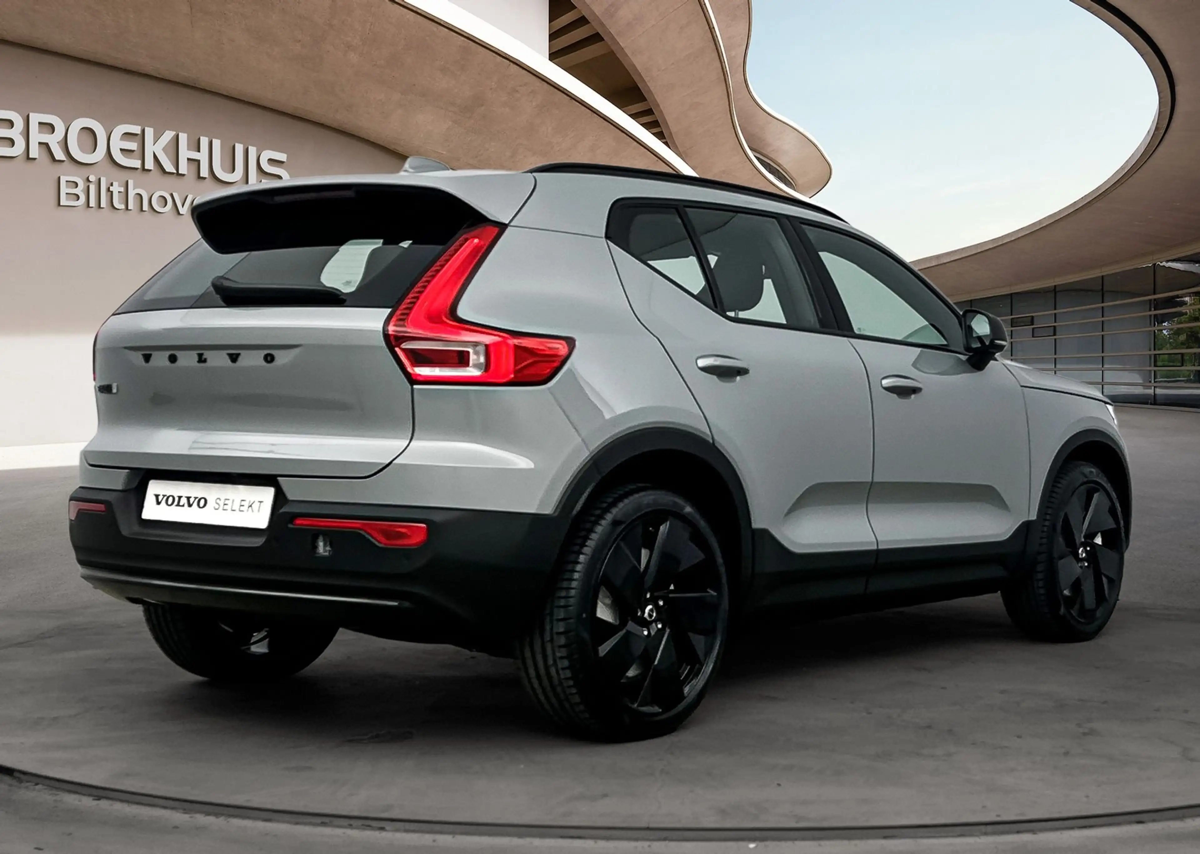 Volvo EX40 Extended Range Plus Black Edition | 20 inch LM | H — photo 3