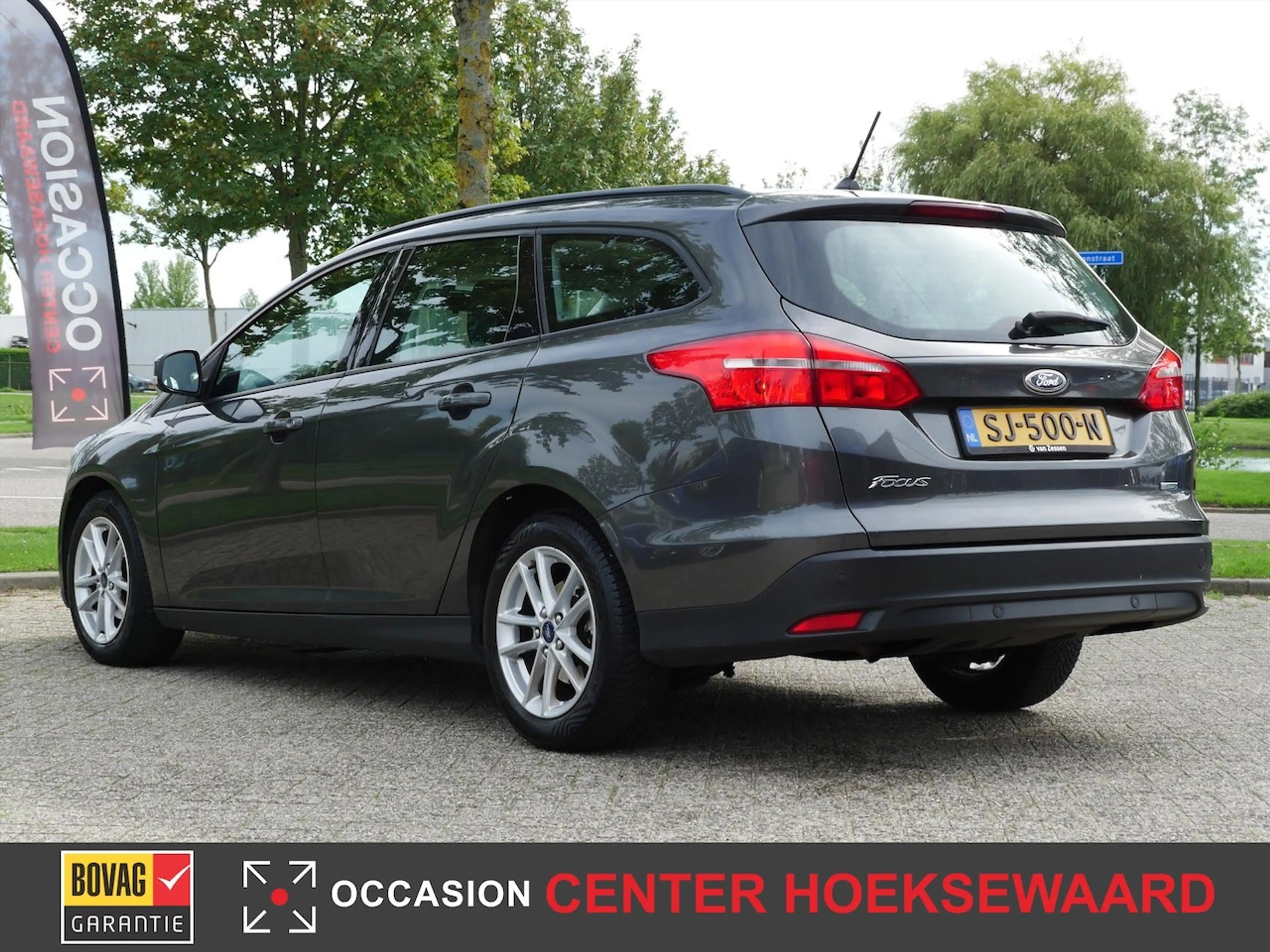 Ford Focus Wagon 1.0 Trend Edition — photo 10