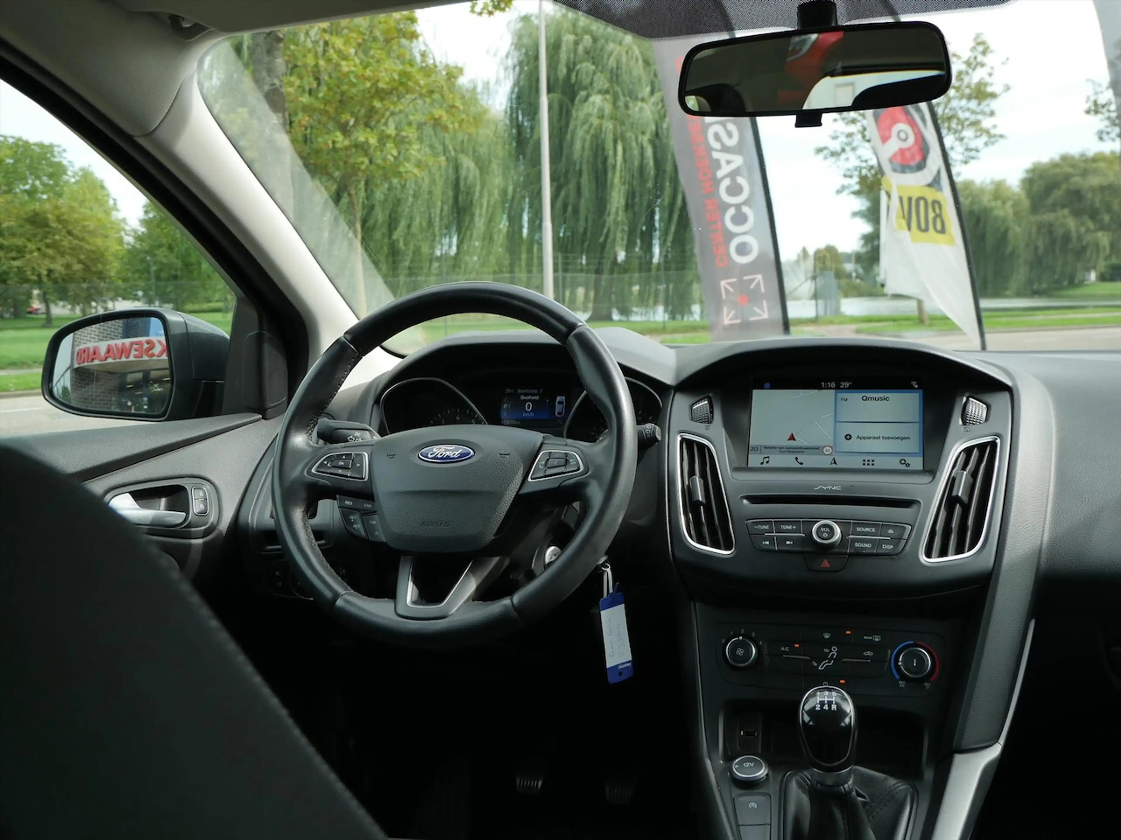 Ford Focus Wagon 1.0 Trend Edition — photo 11
