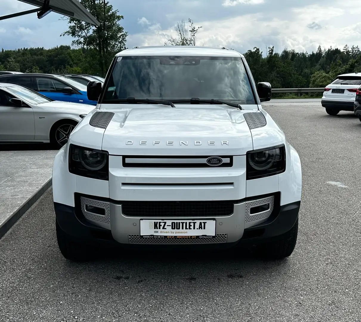 Land Rover Defender 90 P400 V6 *1.Besitz*6 Sitzer*Pano*360°* Weiß - 2