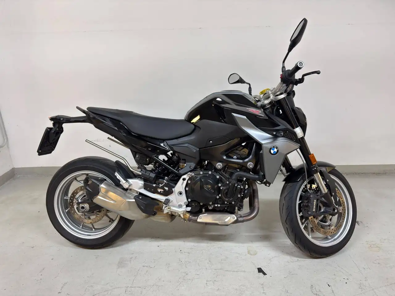 BMW F 900 R
