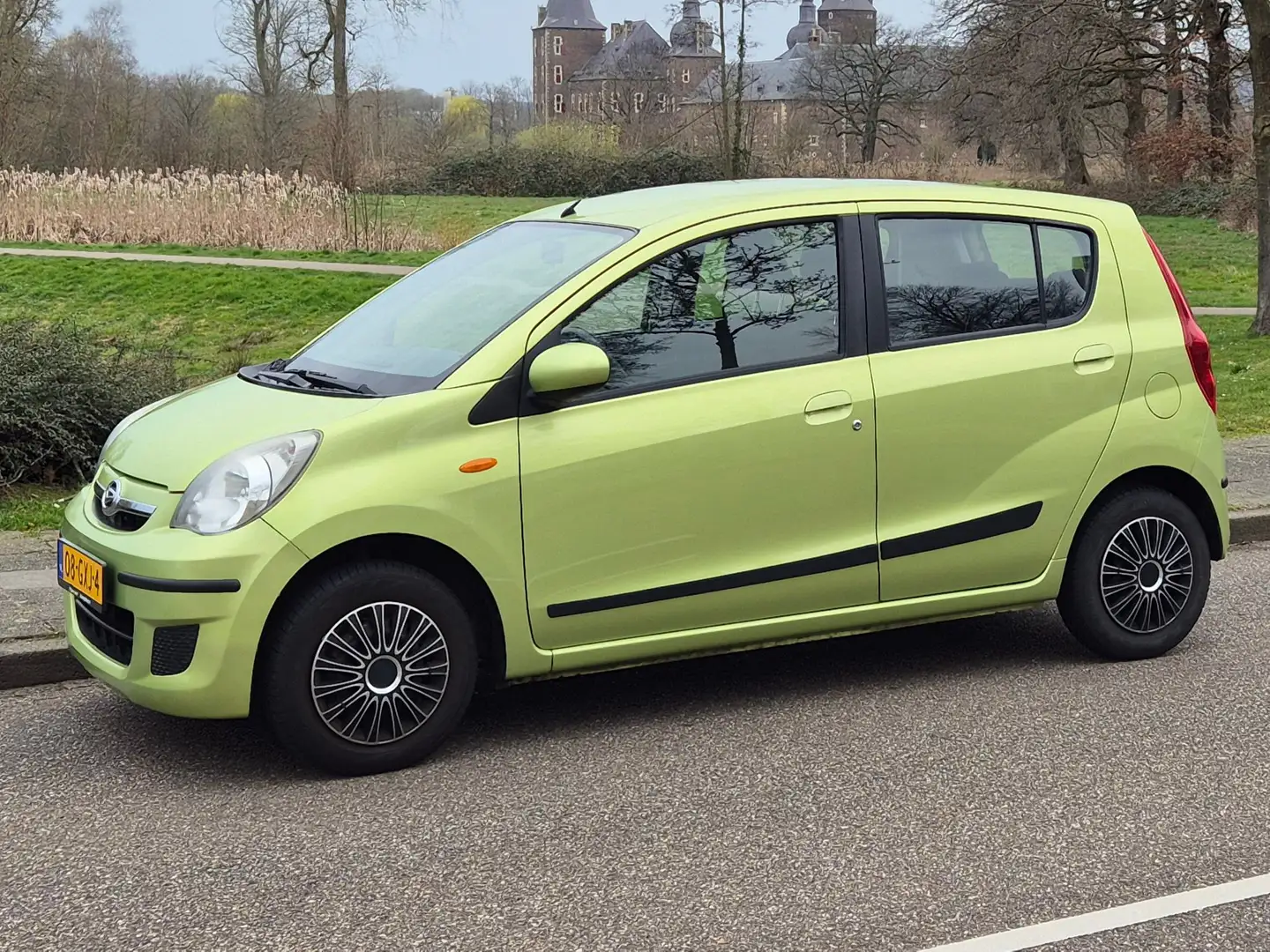 Daihatsu Cuore 1.0 Premium Verde - 2