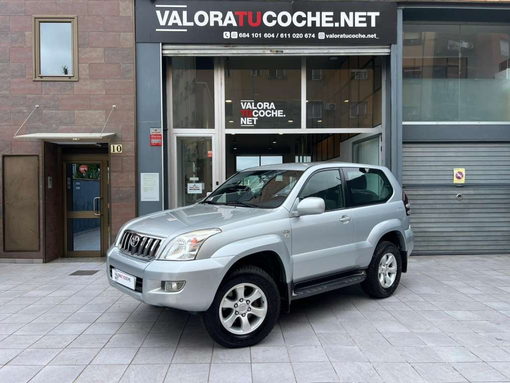 Toyota Land Cruiser 3.0D-4D VX - foto 1