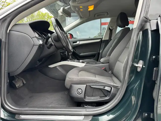 Audi A5 view 11