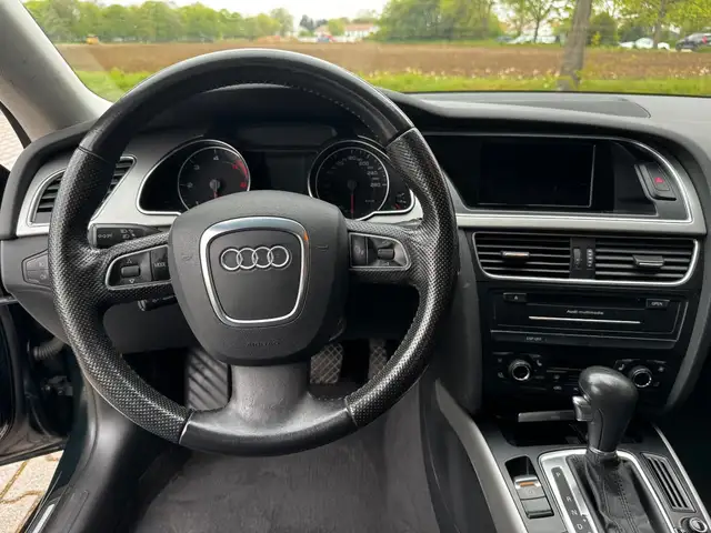 Audi A5 view 13