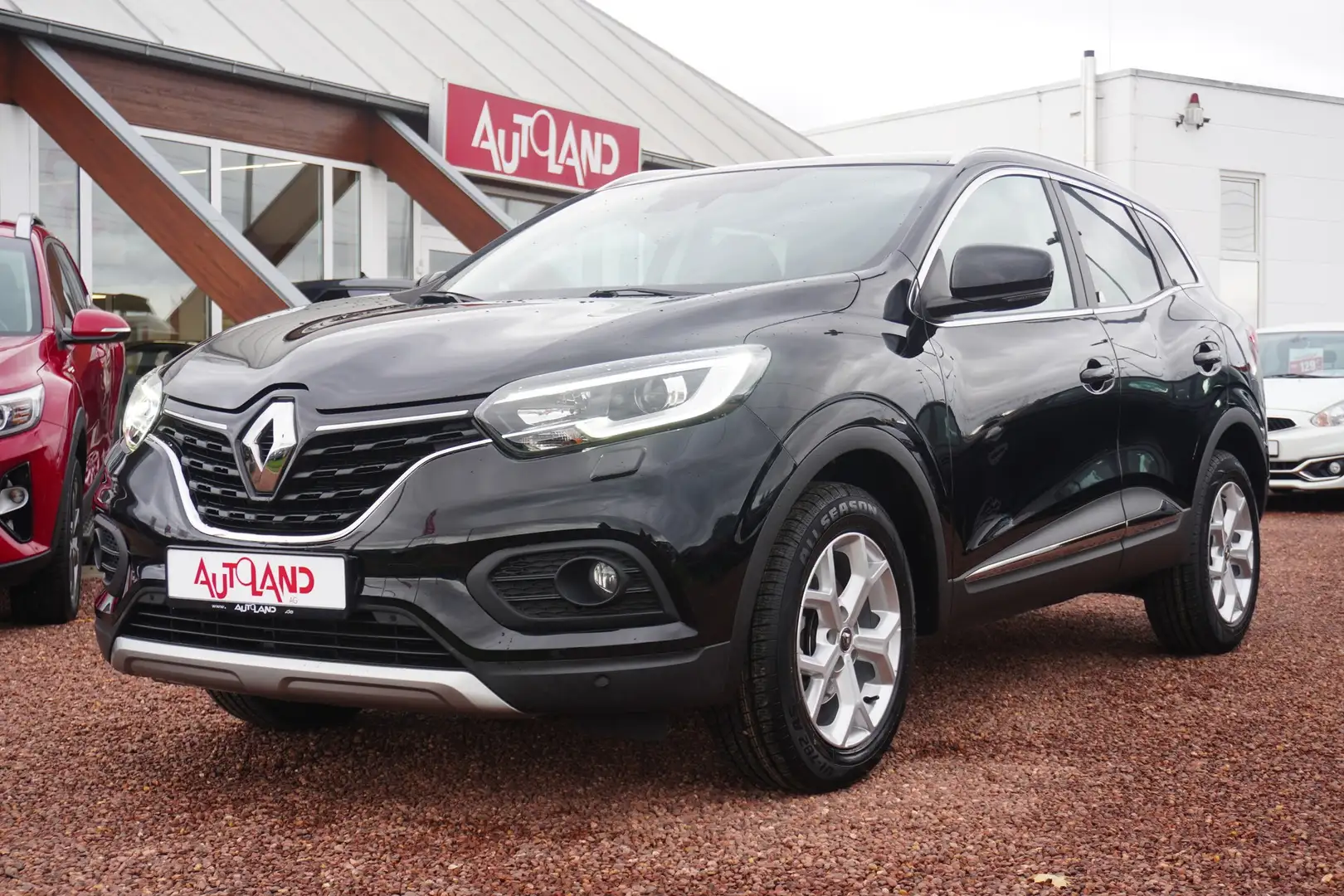 Renault Kadjar 1.3 TCE Limited Navi Kamera Keyless AHK Schwarz - 2