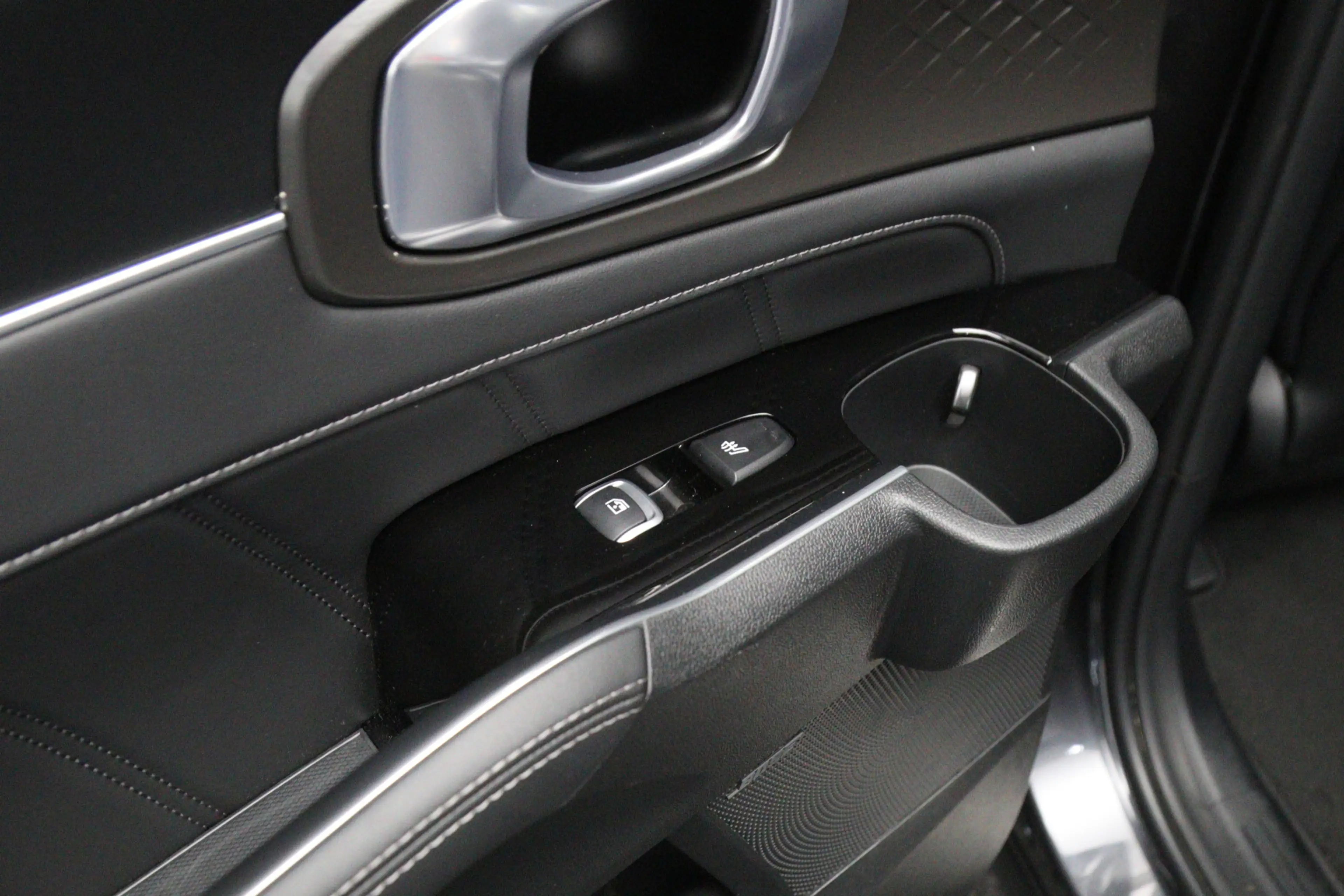 Kia Sorento 1.6 T-GDI Plug-in Hybrid 4WD 266 PK Edition 7p PHE — photo 21
