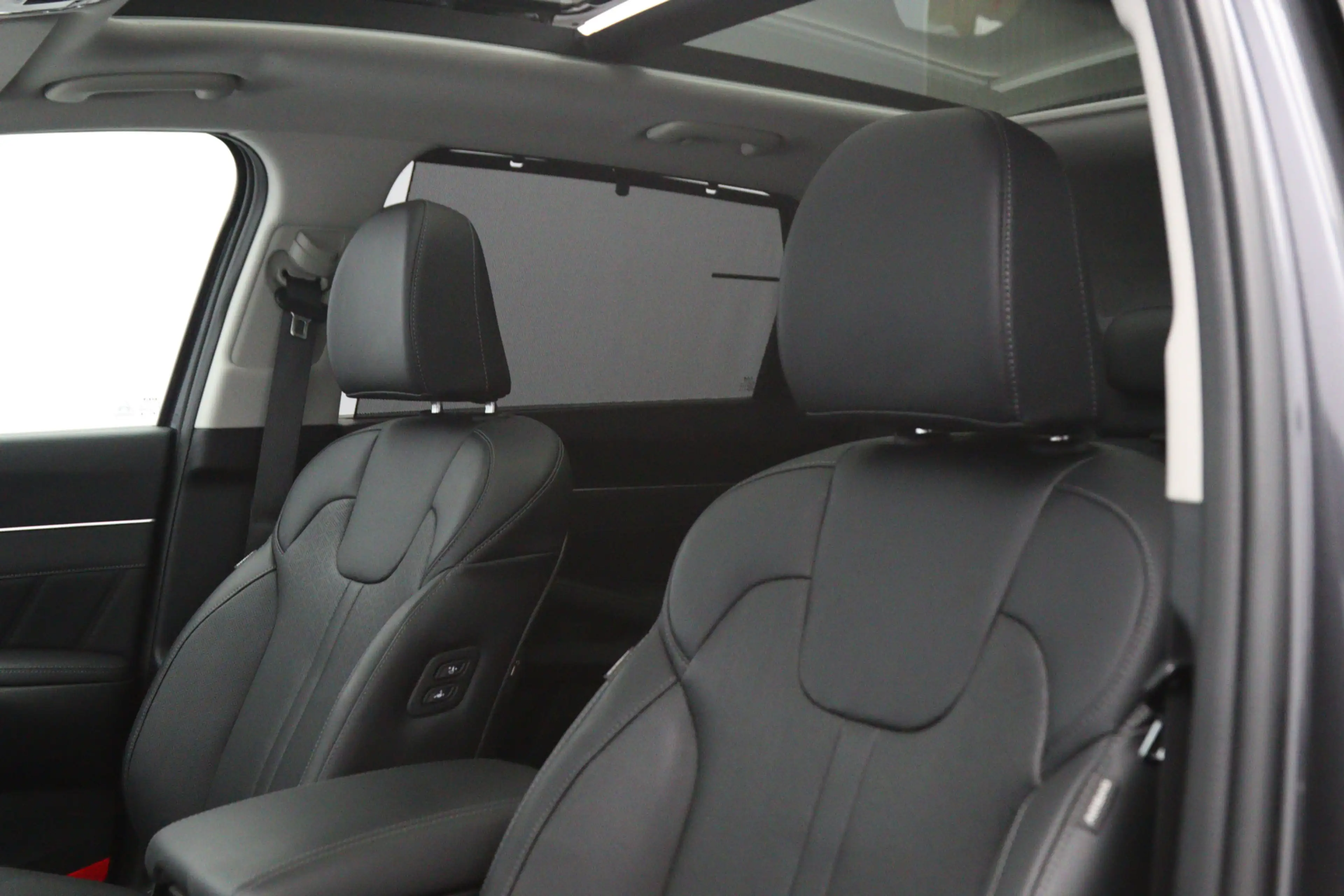 Kia Sorento 1.6 T-GDI Plug-in Hybrid 4WD 266 PK Edition 7p PHE — photo 9