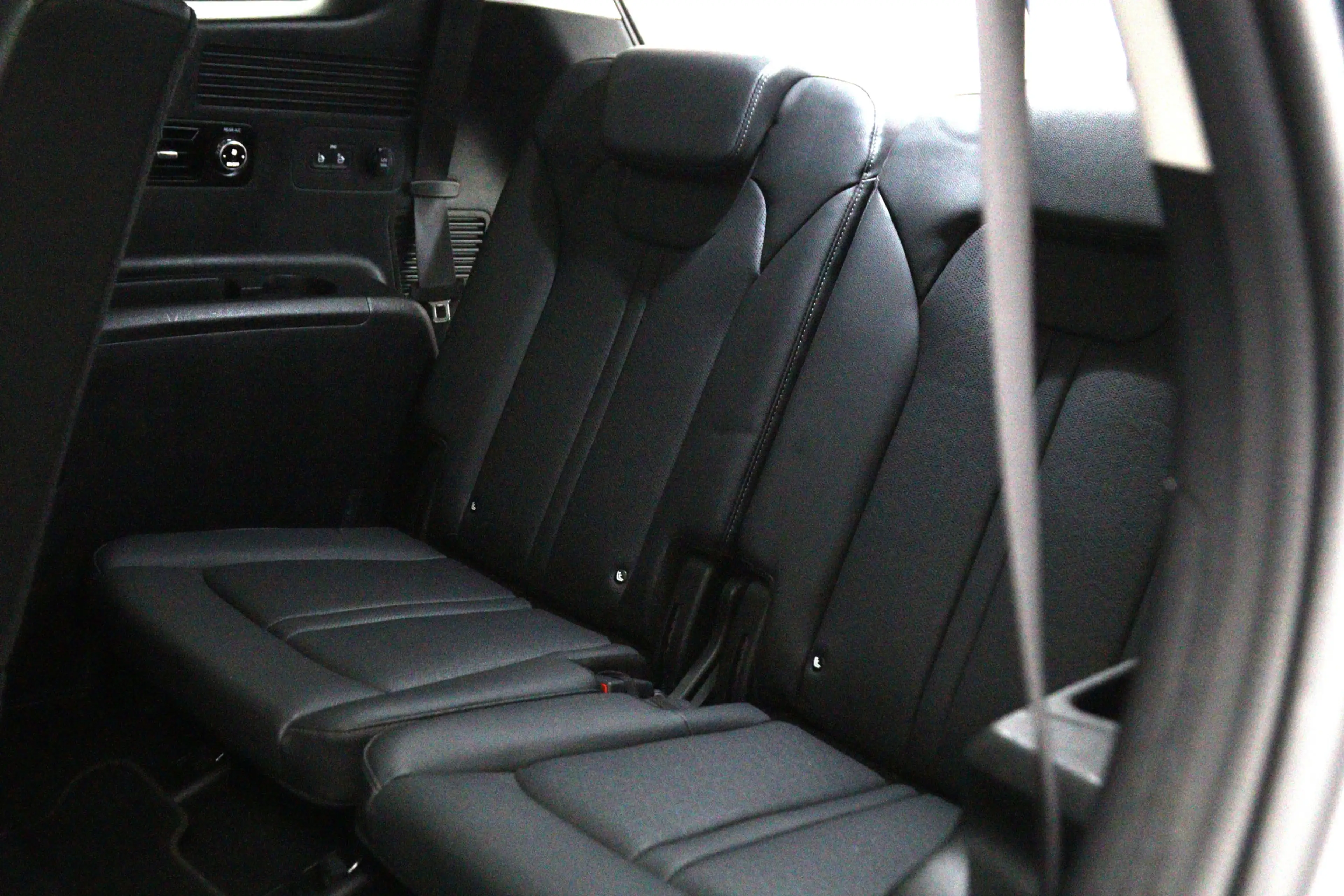 Kia Sorento 1.6 T-GDI Plug-in Hybrid 4WD 266 PK Edition 7p PHE — photo 7